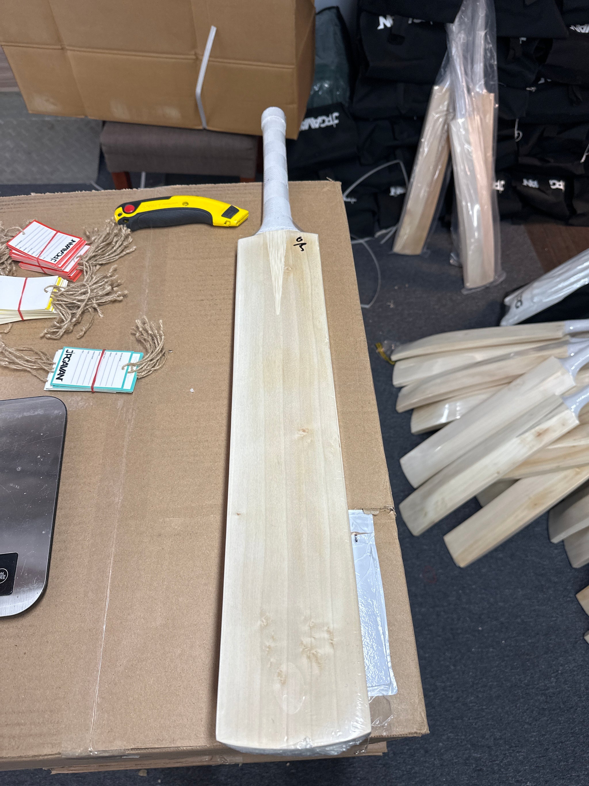 JPGavan Little Ripper Bat Cricket Bat - 110