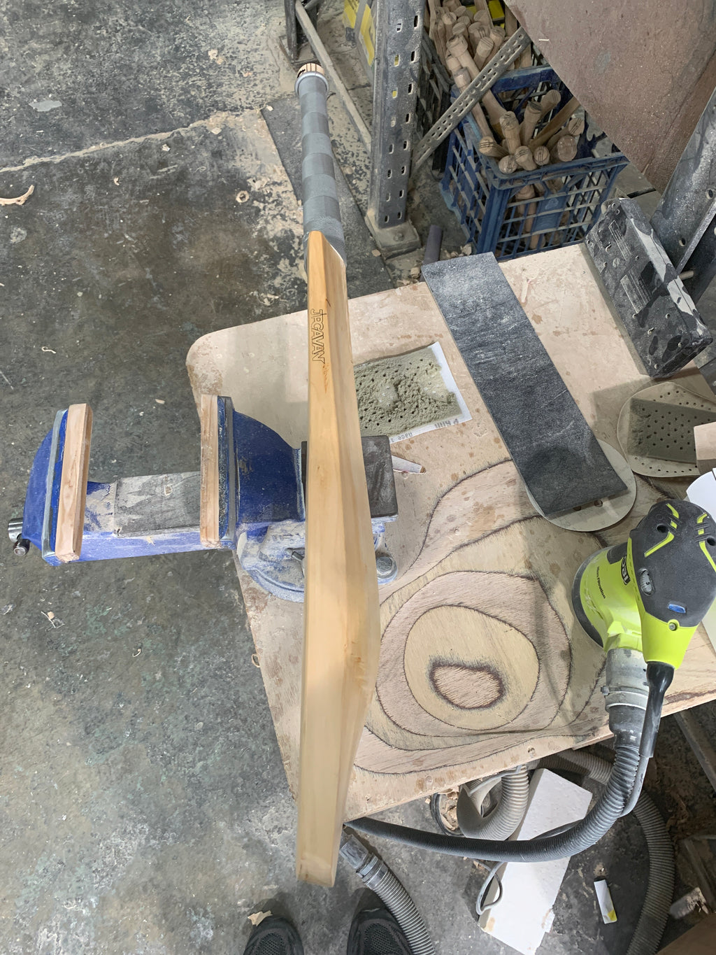 JPGavan Professional Plus Cricket Bat - 086