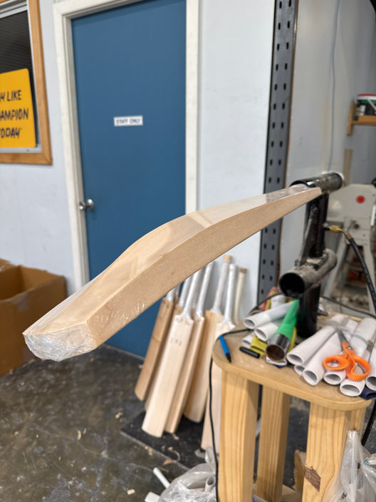JPGavan Secret Willow Cricket Bat - 848
