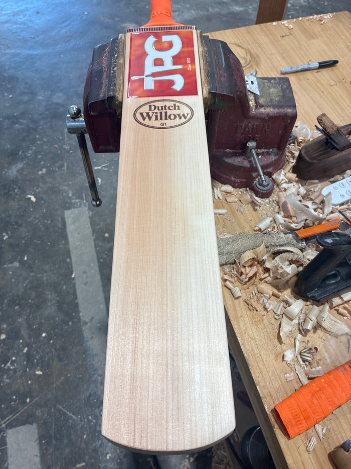 JPGavan Dutch Willow G1 Cricket Bat - 306