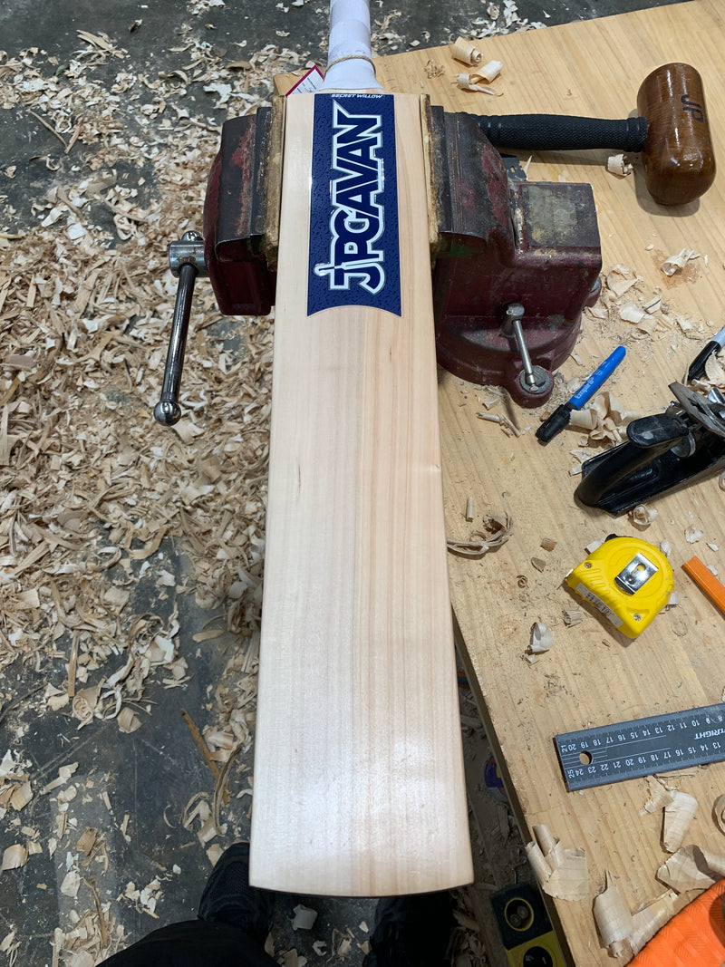 JPGavan Secret Willow custom cricket bat #493, front view