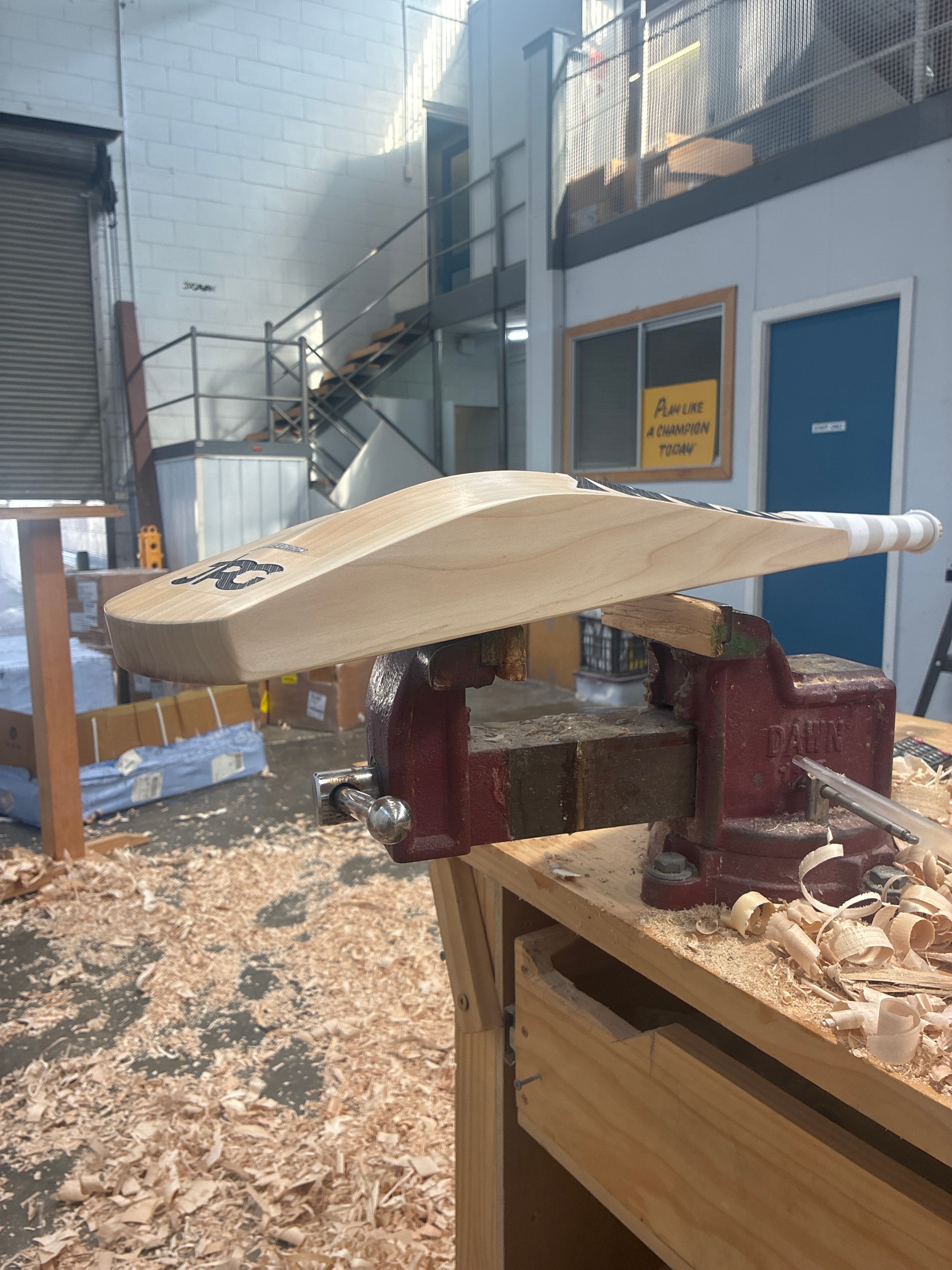 JPGavan Contra Cricket Bat - 235