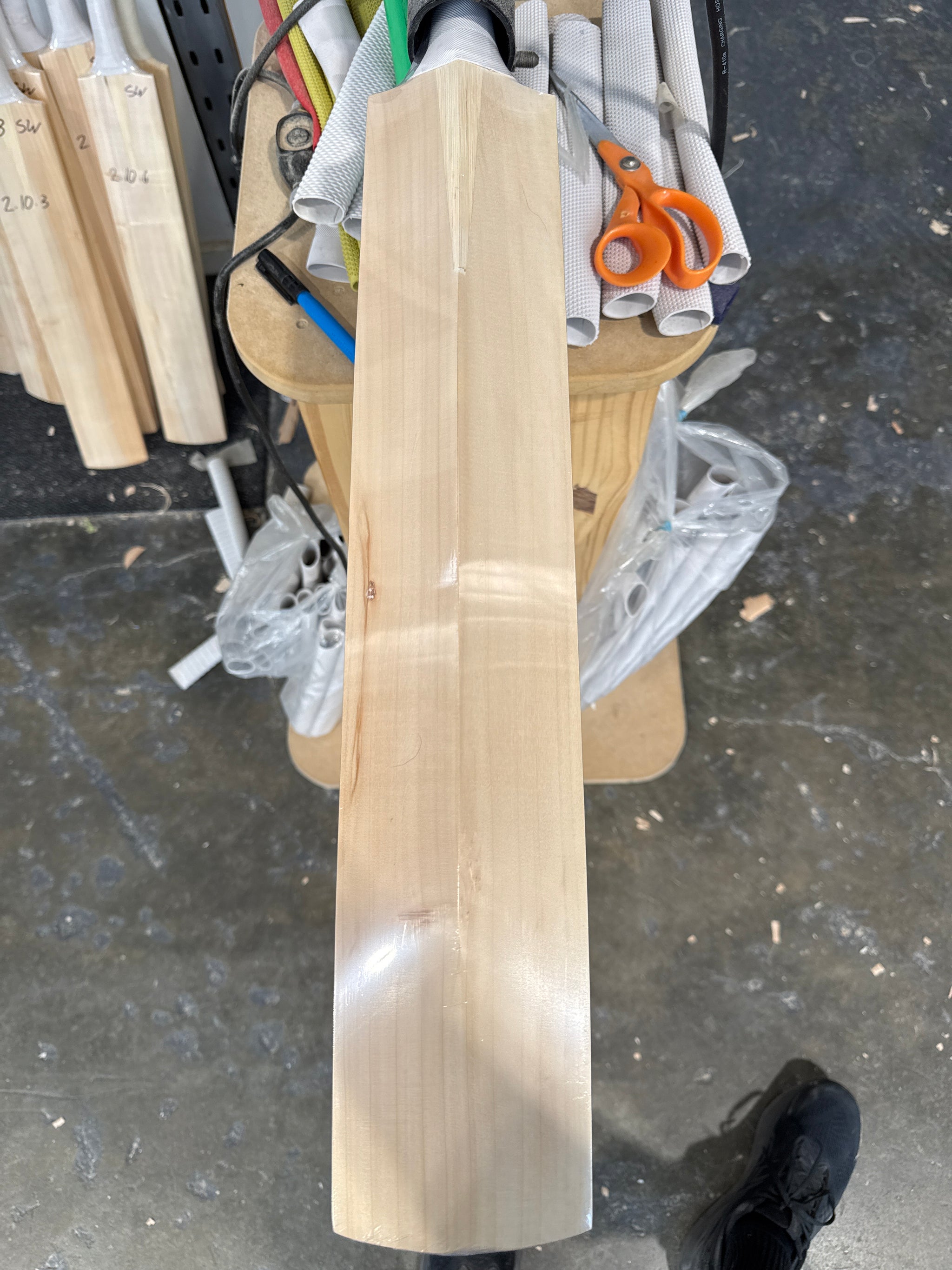 JPGavan Secret Willow Cricket Bat - 861