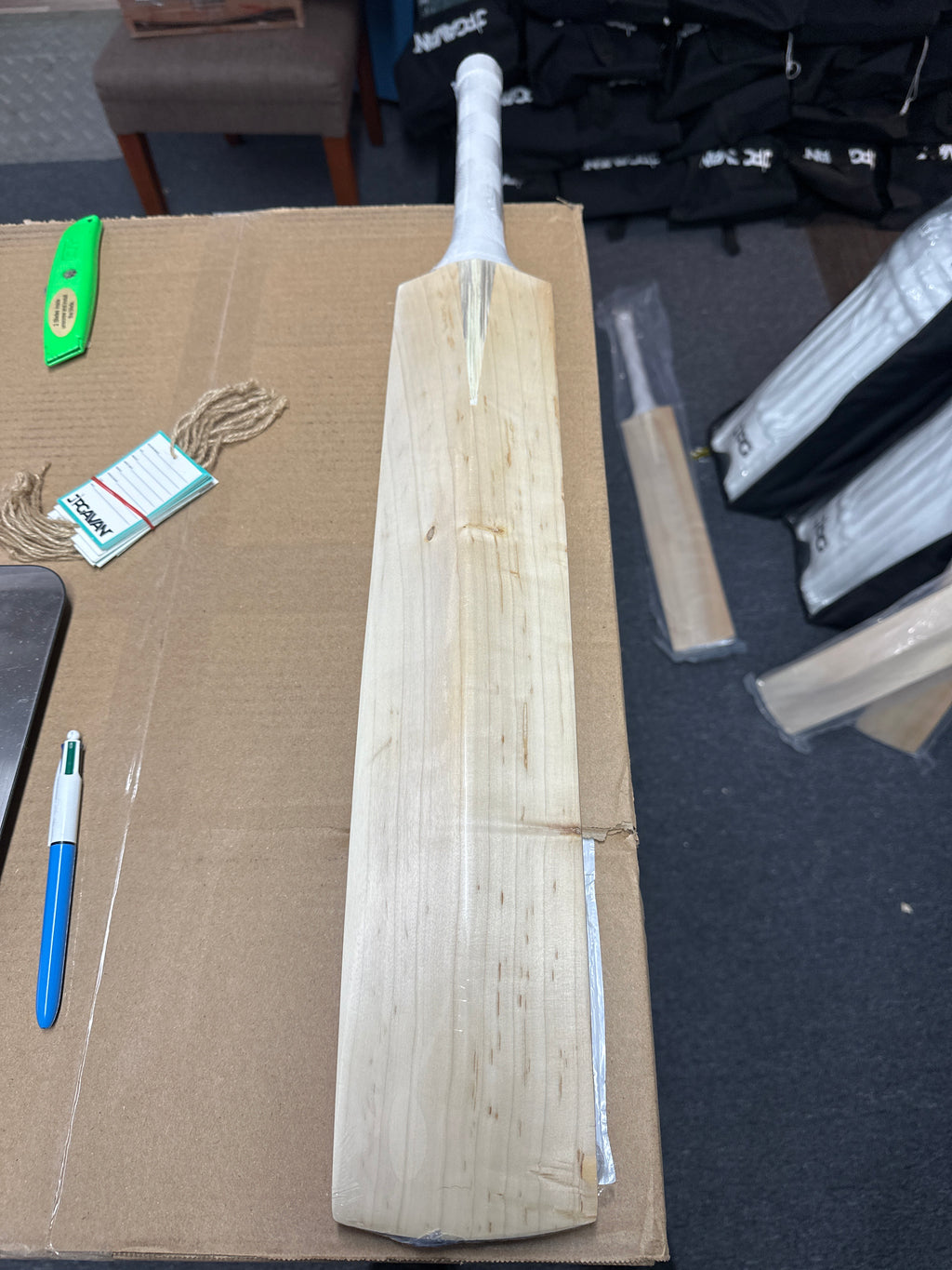 JPGavan Little Ripper Bat Cricket Bat - 85