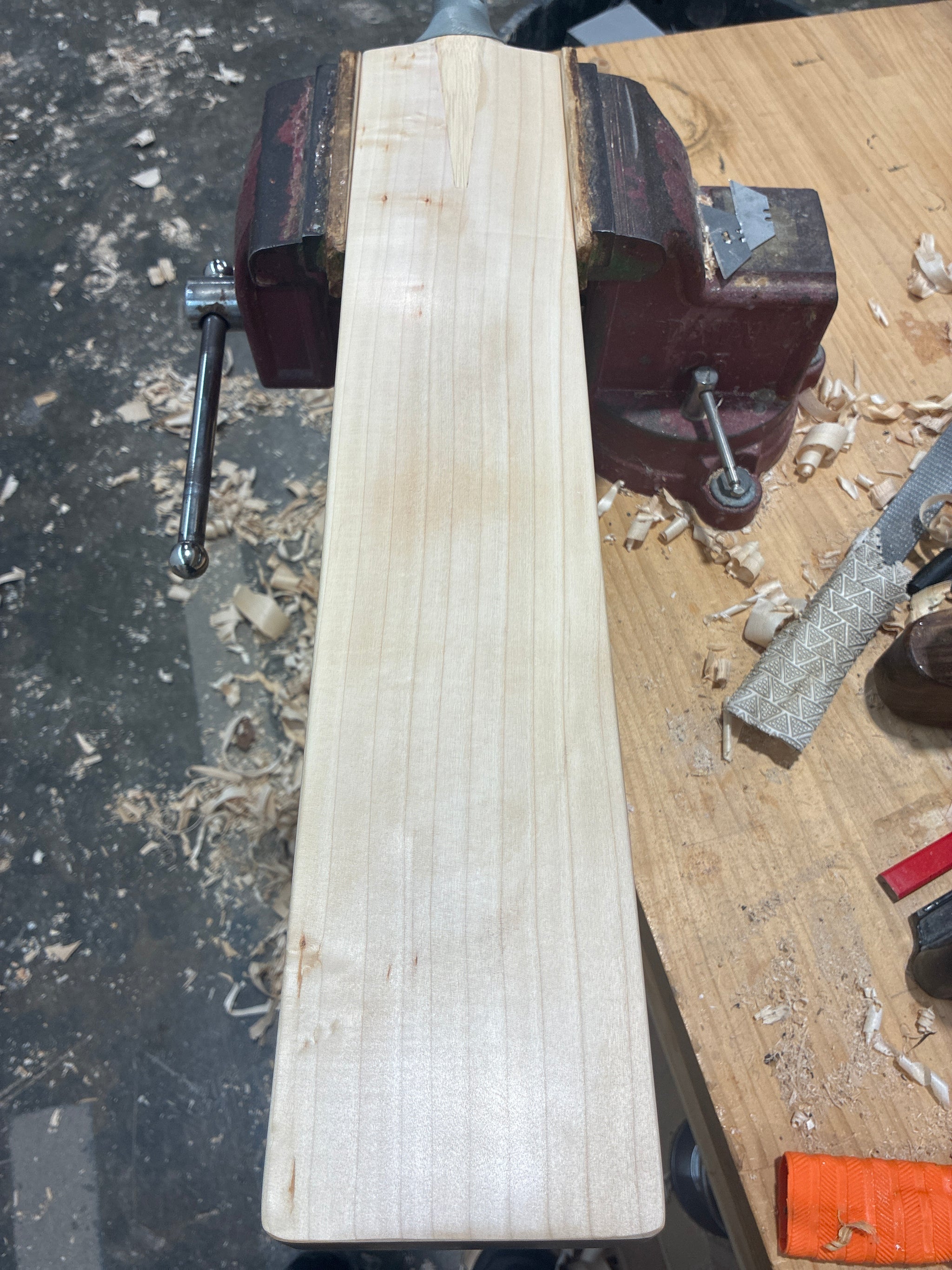 JPGavan Featherblade Cricket Bat - 337