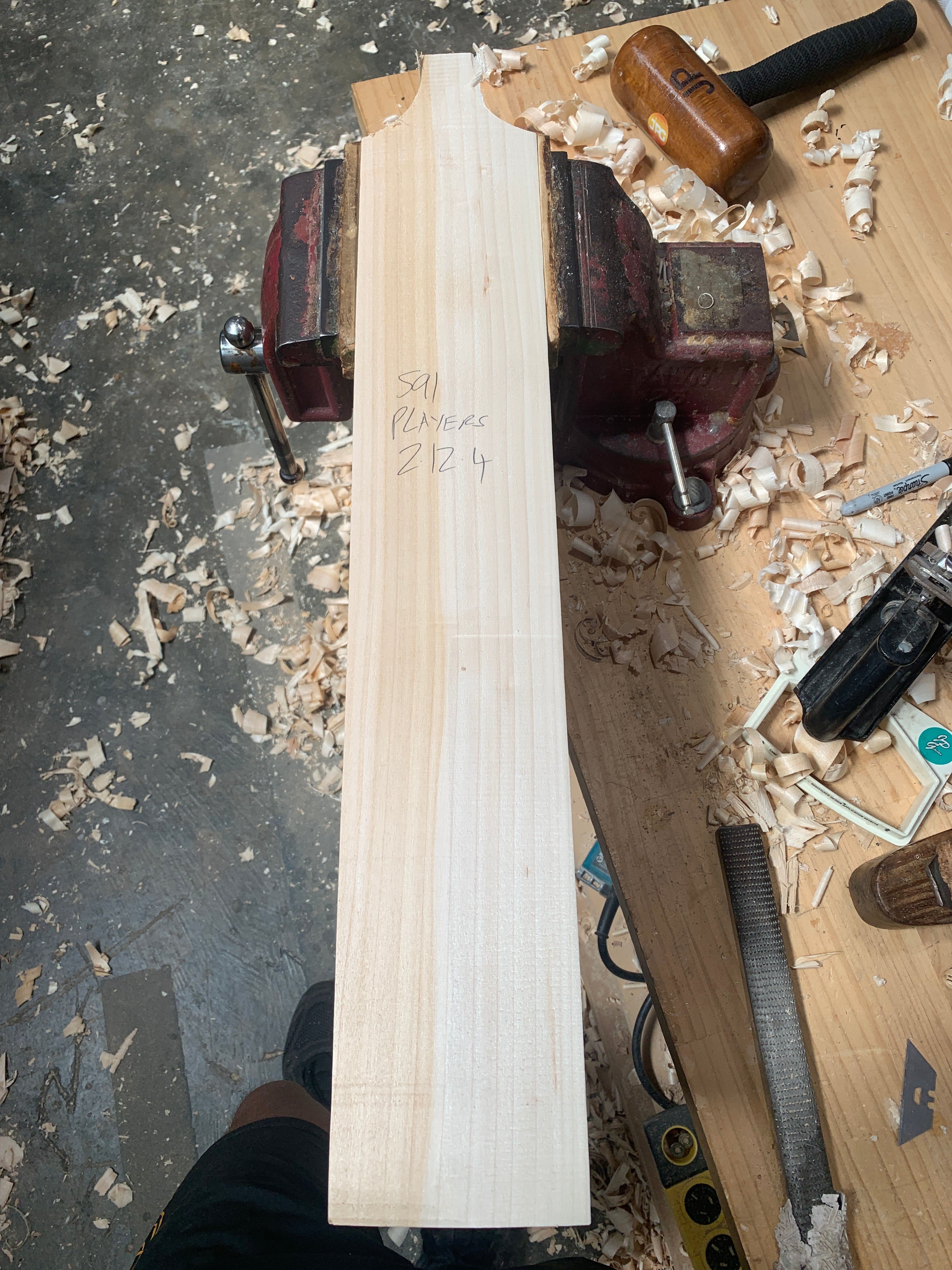 JPGavan Featherblade - 591