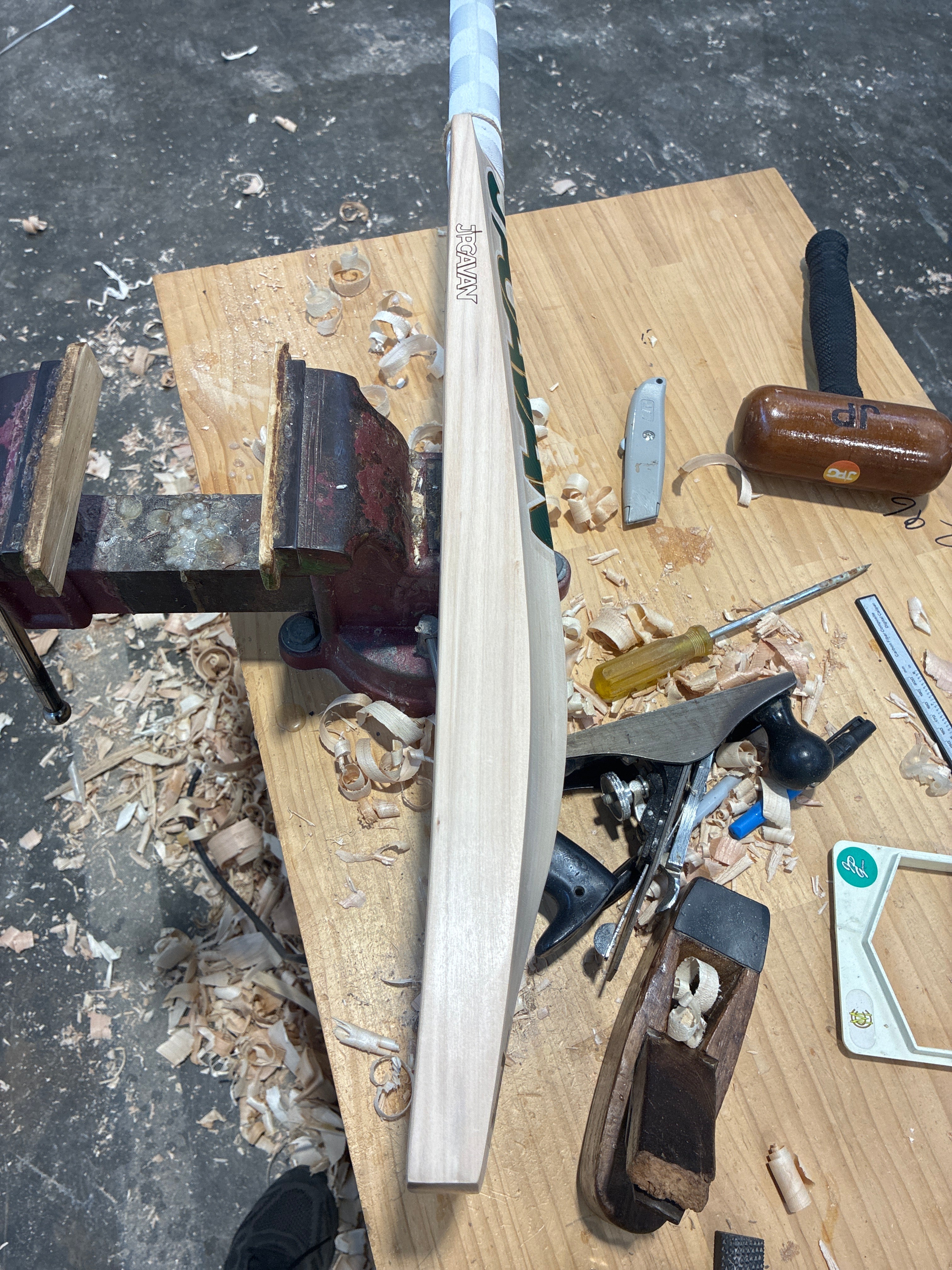 JPGavan Secret Willow Cricket Bat - 478