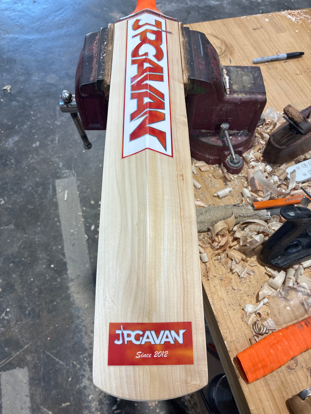 JPGavan Dutch Willow G1 Cricket Bat - 289