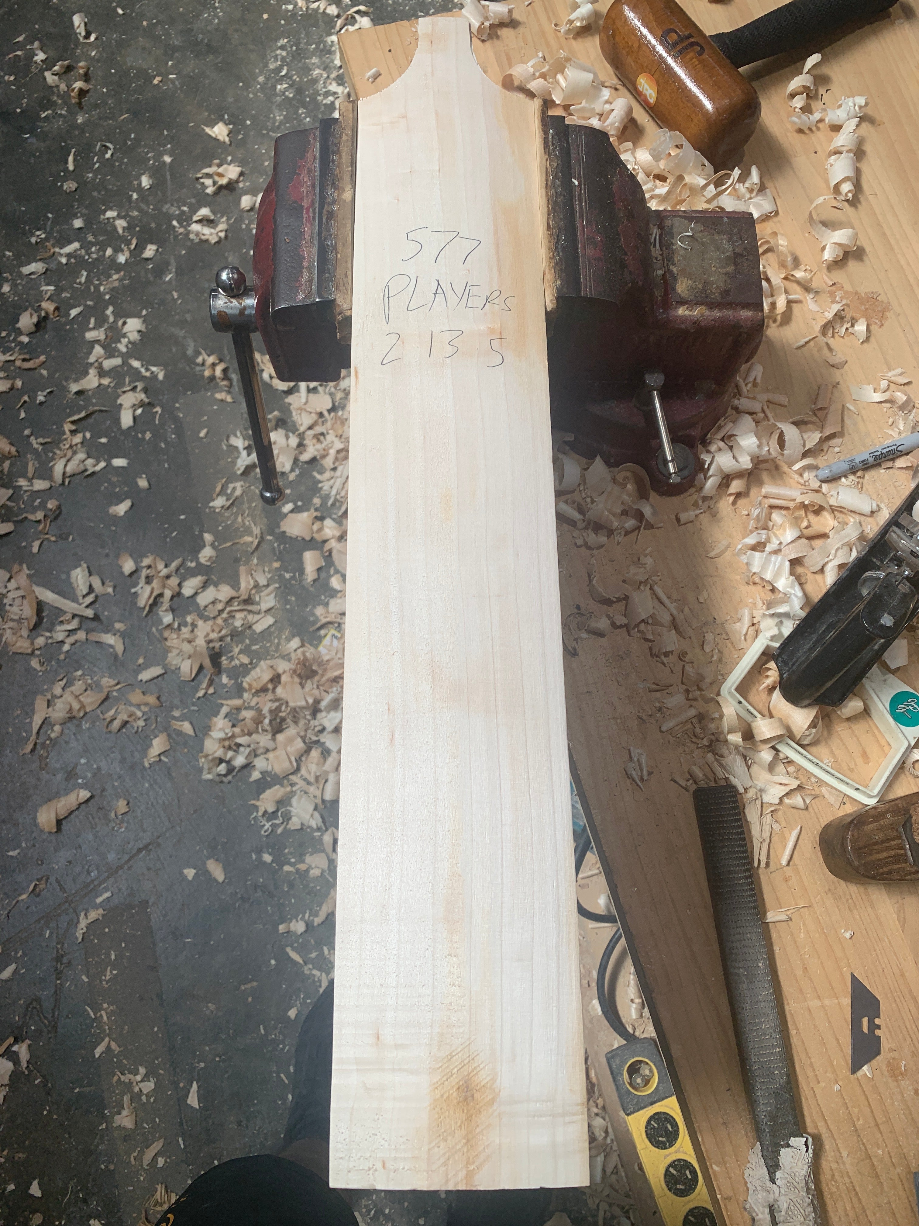 JPGavan Featherblade - 577