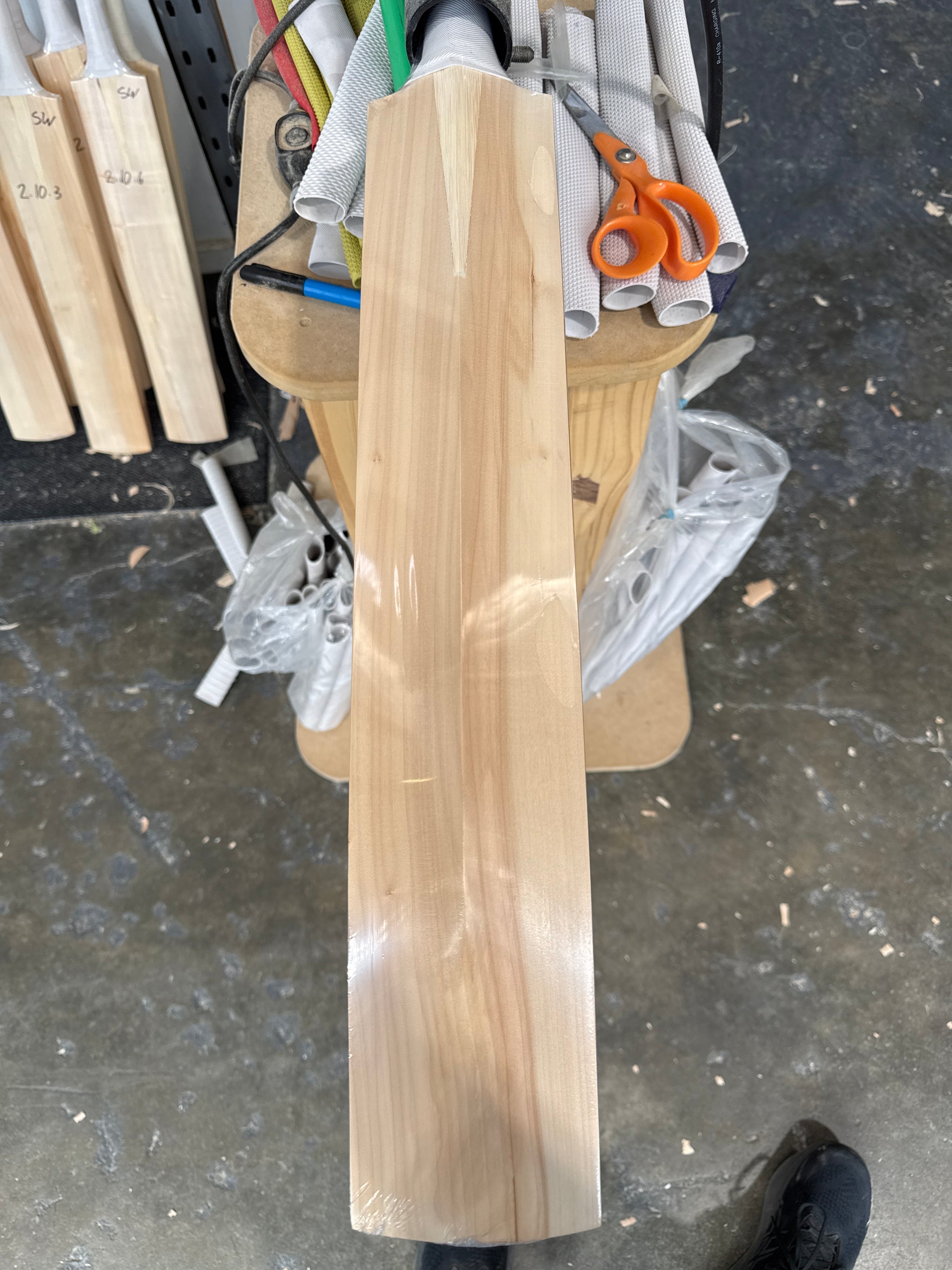 JPGavan Secret Willow Cricket Bat - 857