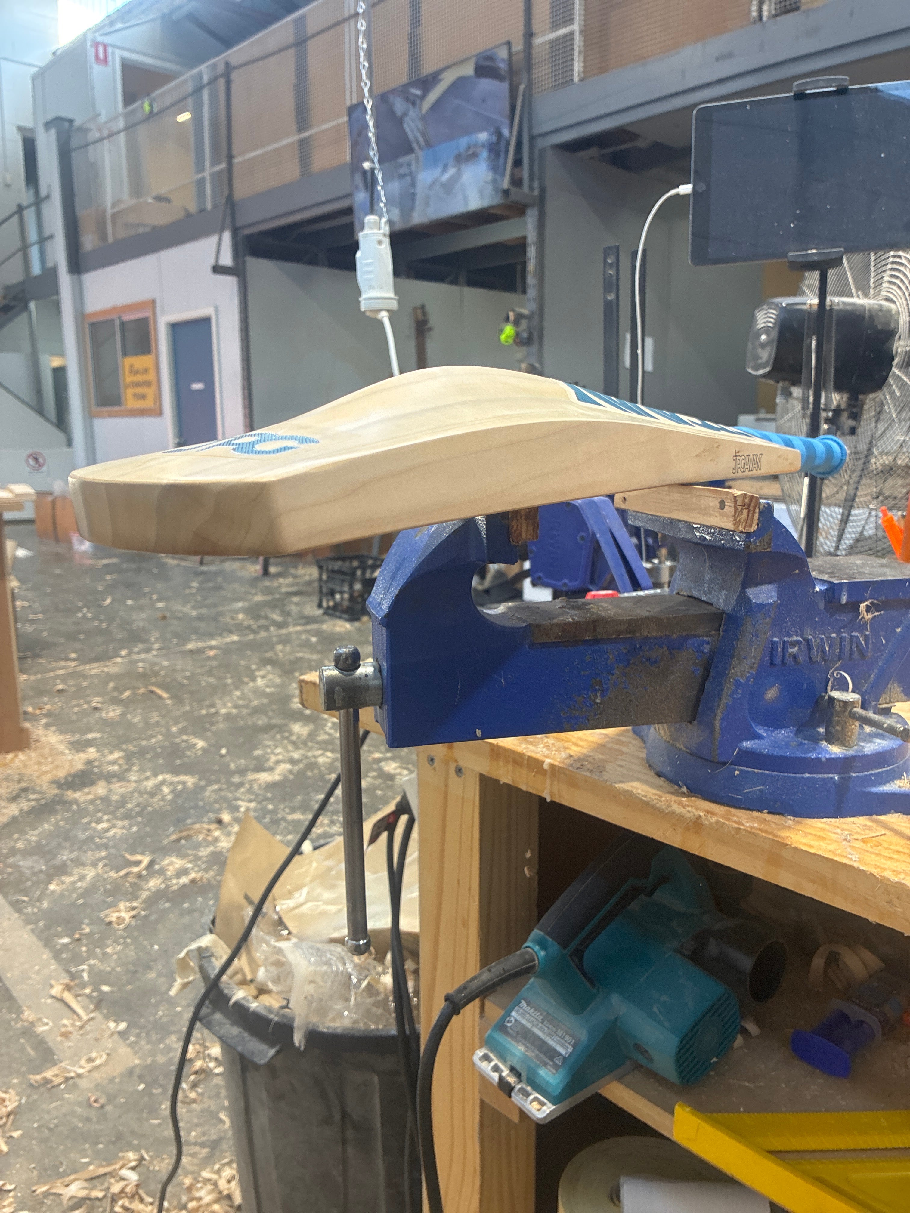 JPGavan Blue Cricket Bat - 254