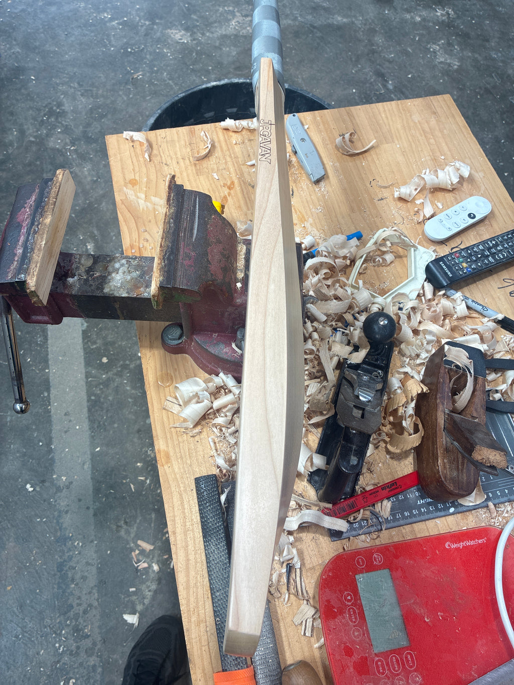 JPGavan Professional Plus Cricket Bat - 320