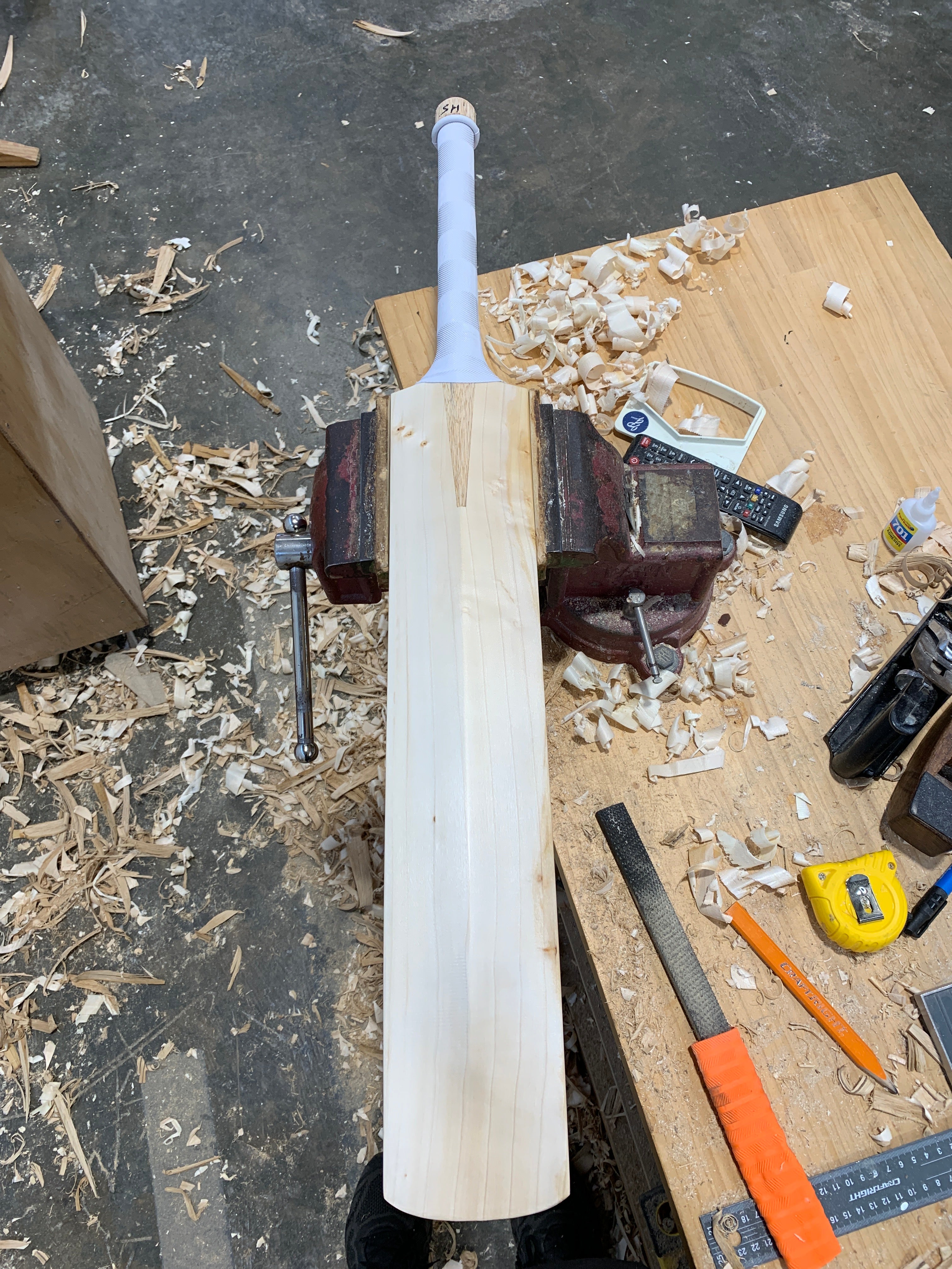 JPGavan Limited Edition Cricket Bat - 107