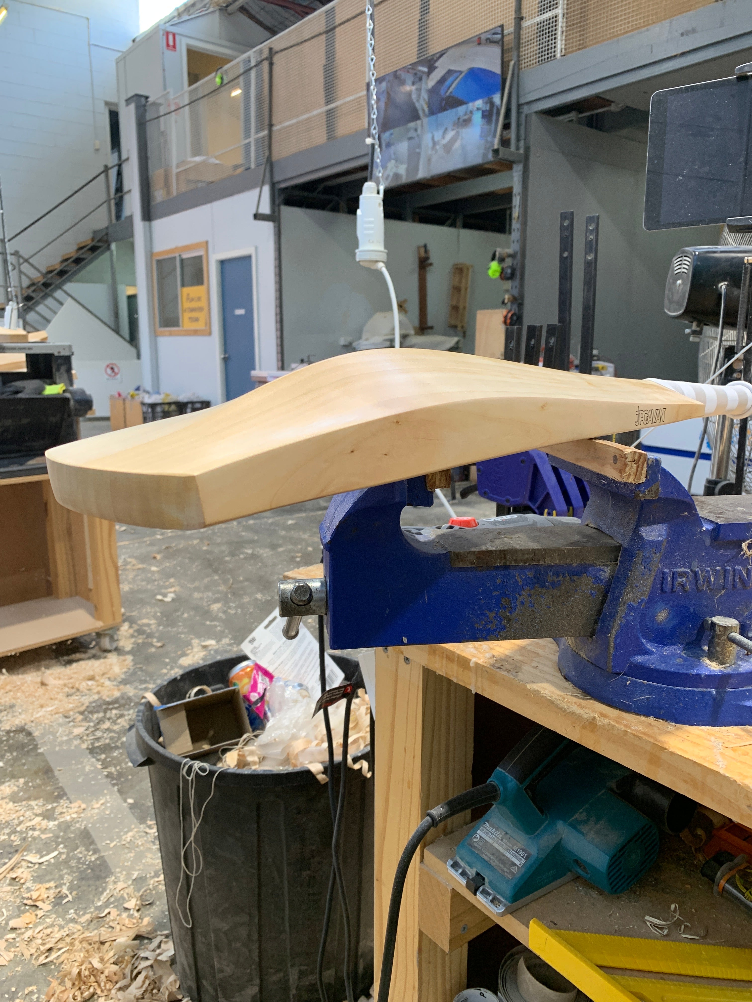 JPGavan Performance Cricket Bat - 146