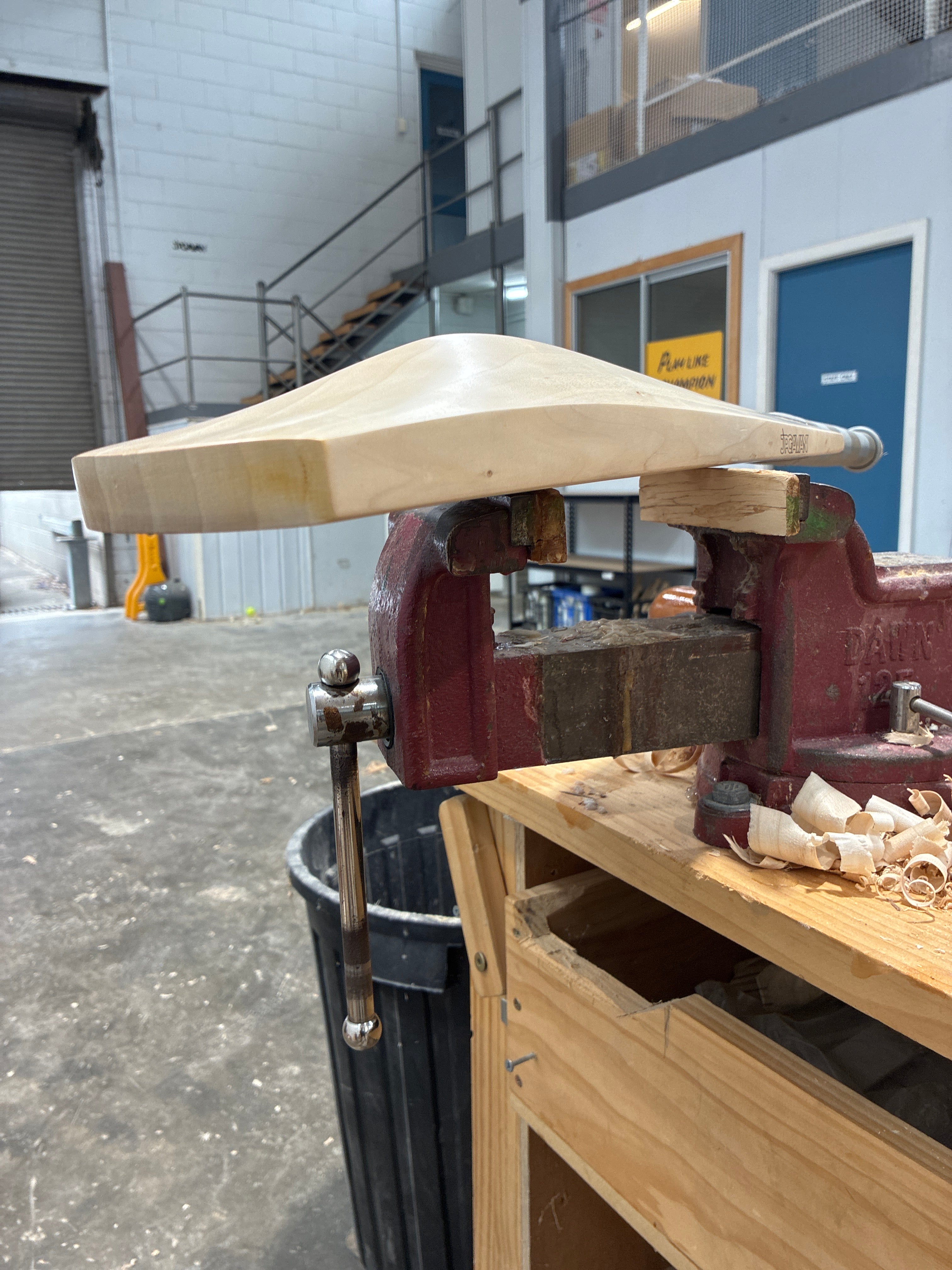 JPGavan Performance Cricket Bat - 330