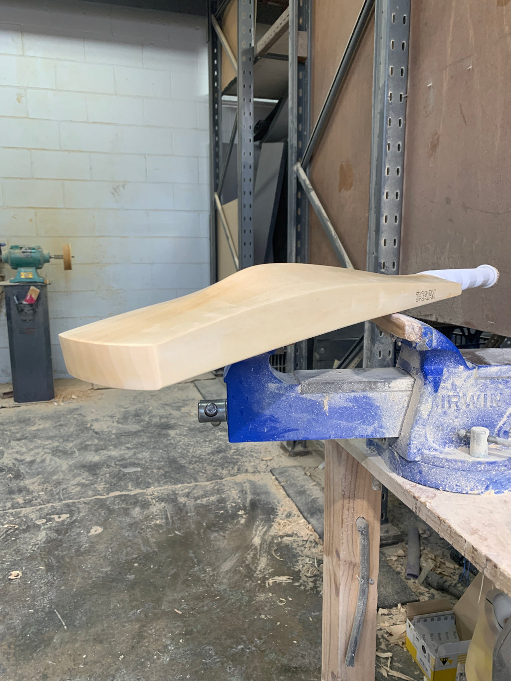 JPGavan Featherblade Cricket Bat - 098