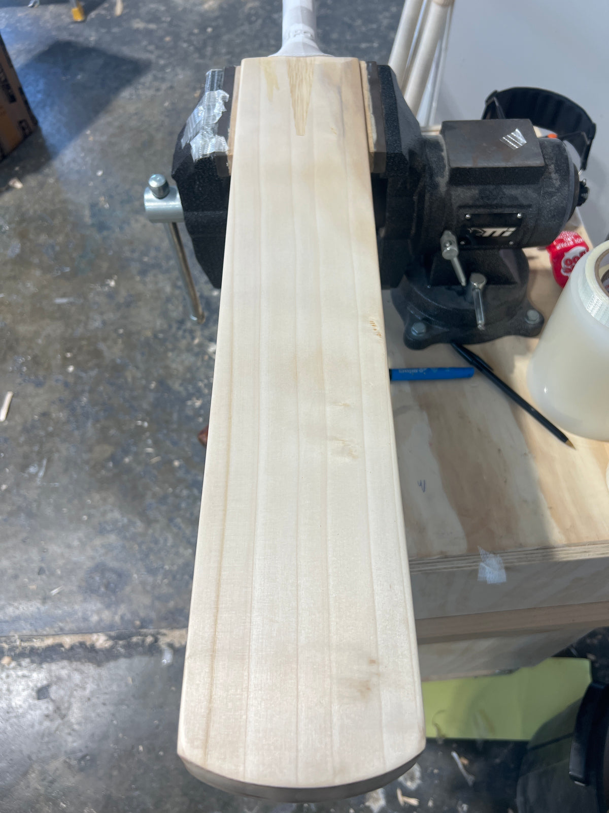 JPGavan Featherblade Cricket Bat - 571