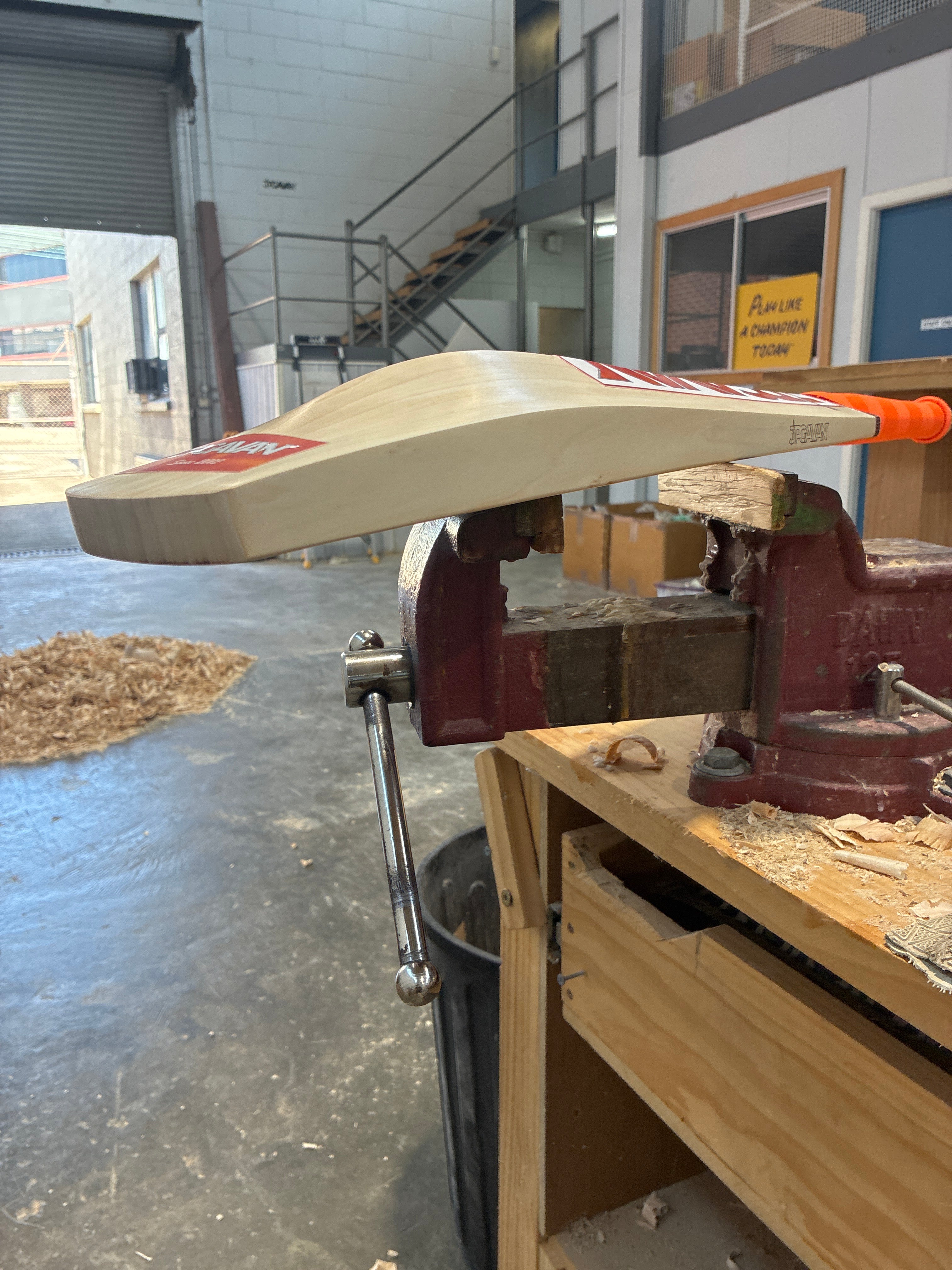 JPGavan Dutch Willow G3 Cricket Bat - 291