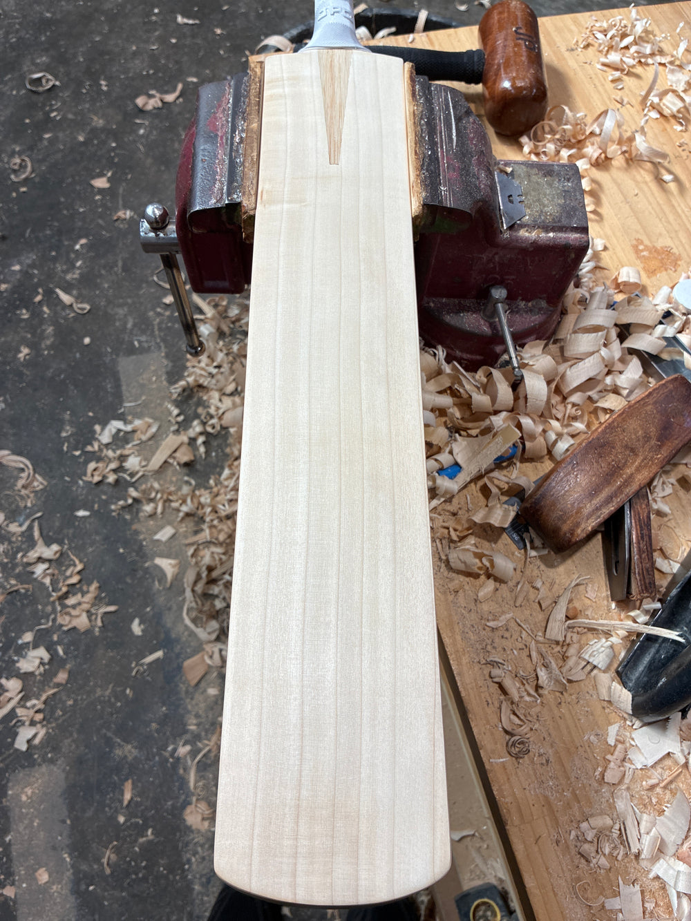 JPGavan Limited Edition Cricket Bat - 409, photo 1