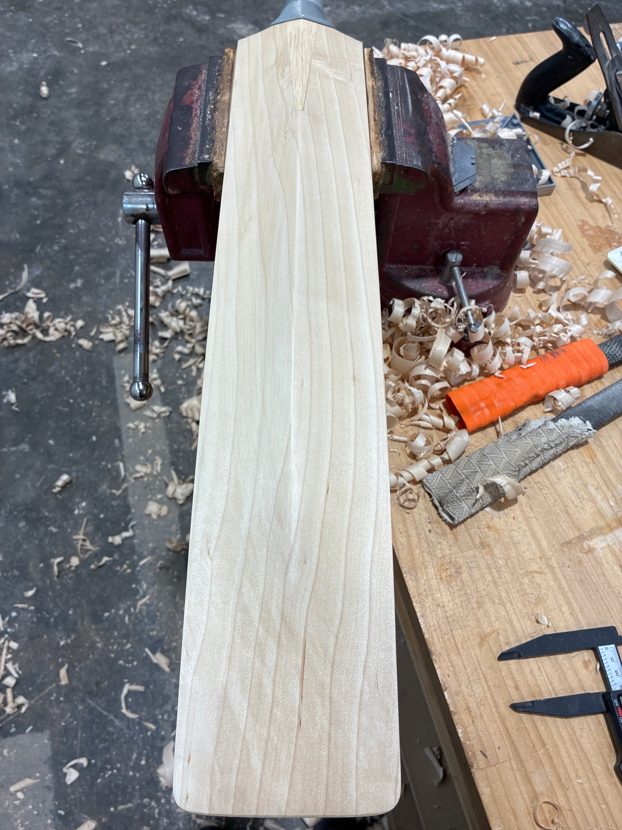 JPGavan Featherblade Cricket Bat - 332