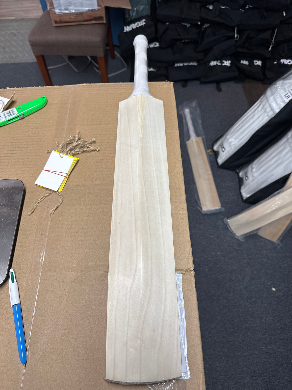 JPGavan Little Ripper+ G3 Cricket Bat - 69