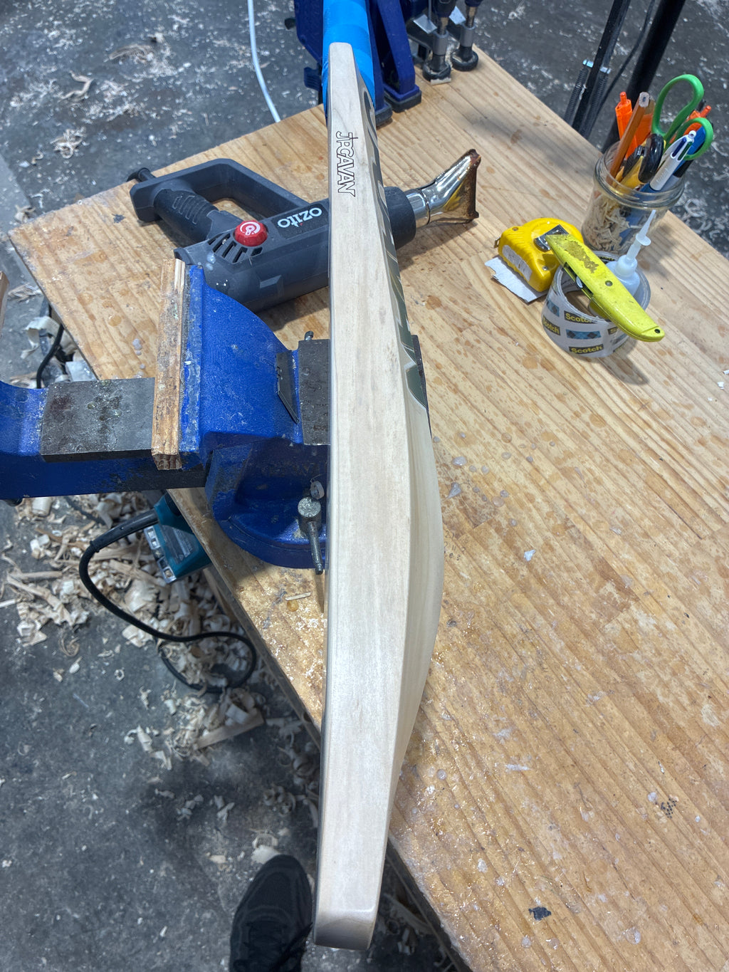 JPGavan Blue Cricket Bat - 255