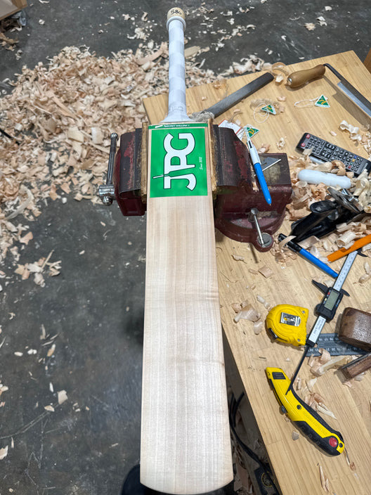 JPGavan Secret Willow 1  Cricket Bat- 580
