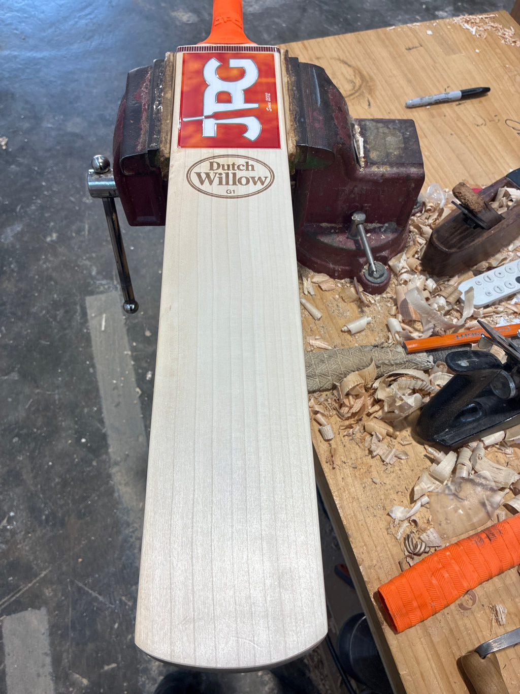 JPGavan Dutch Willow G1 Cricket Bat - 290