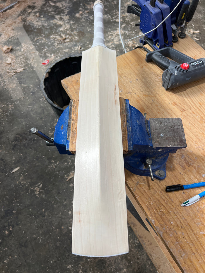 JPGavan Little Ripper+ G1 Cricket Bat - 3