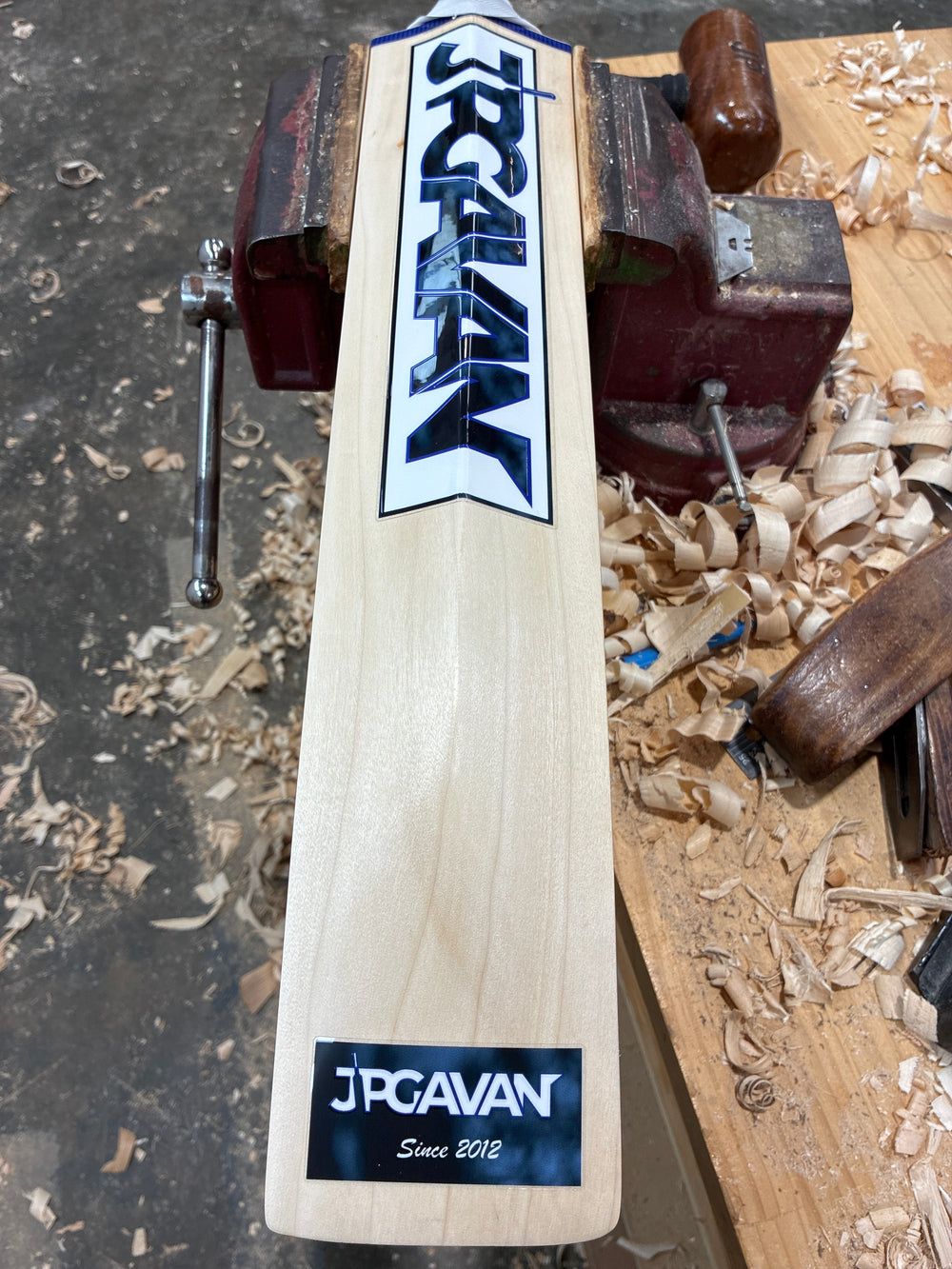 JPGavan Test Cricket Bat - Katie Mack Replica 1 of 2, photo 5