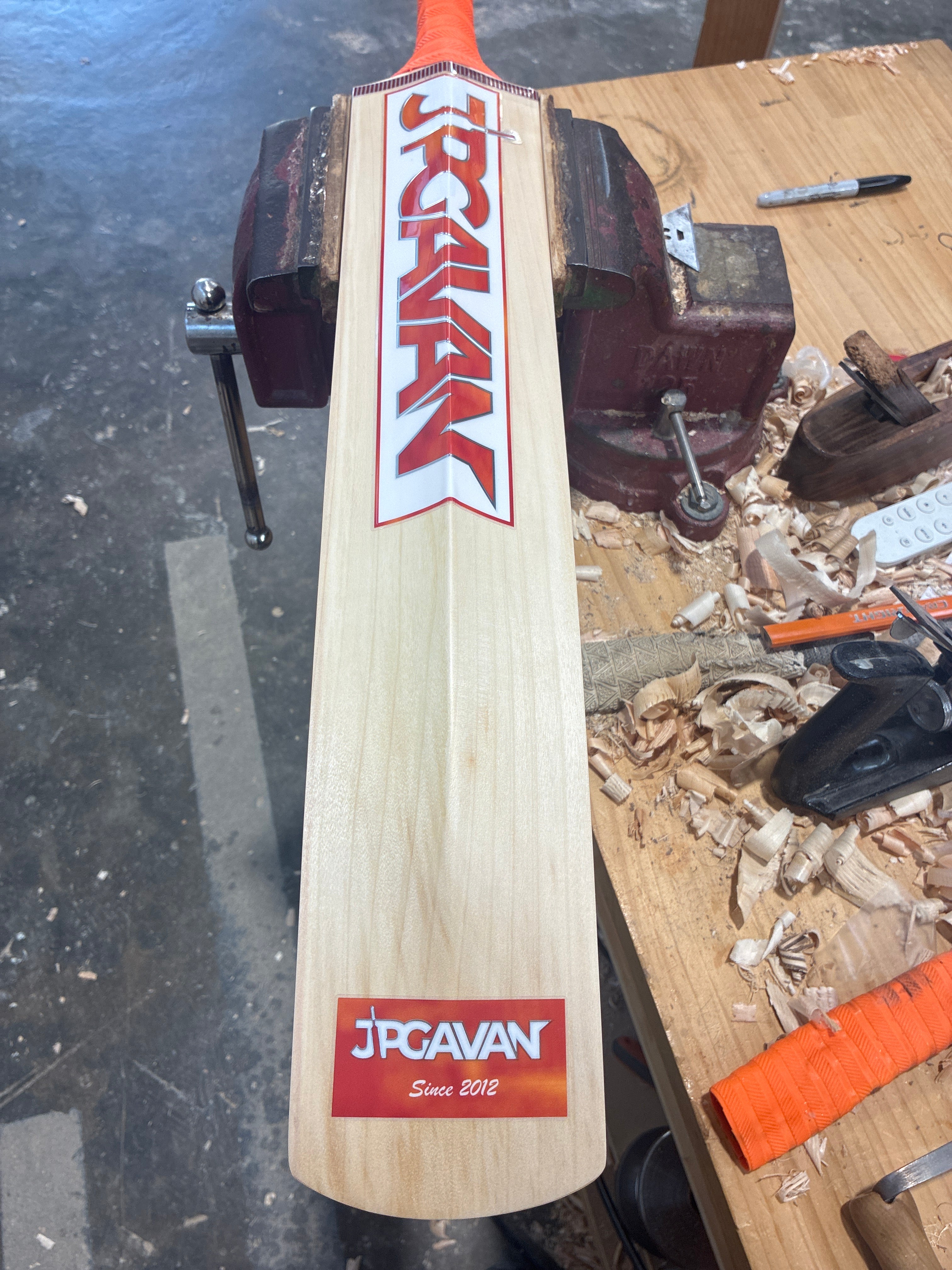 JPGavan Dutch Willow G3 Cricket Bat - 298