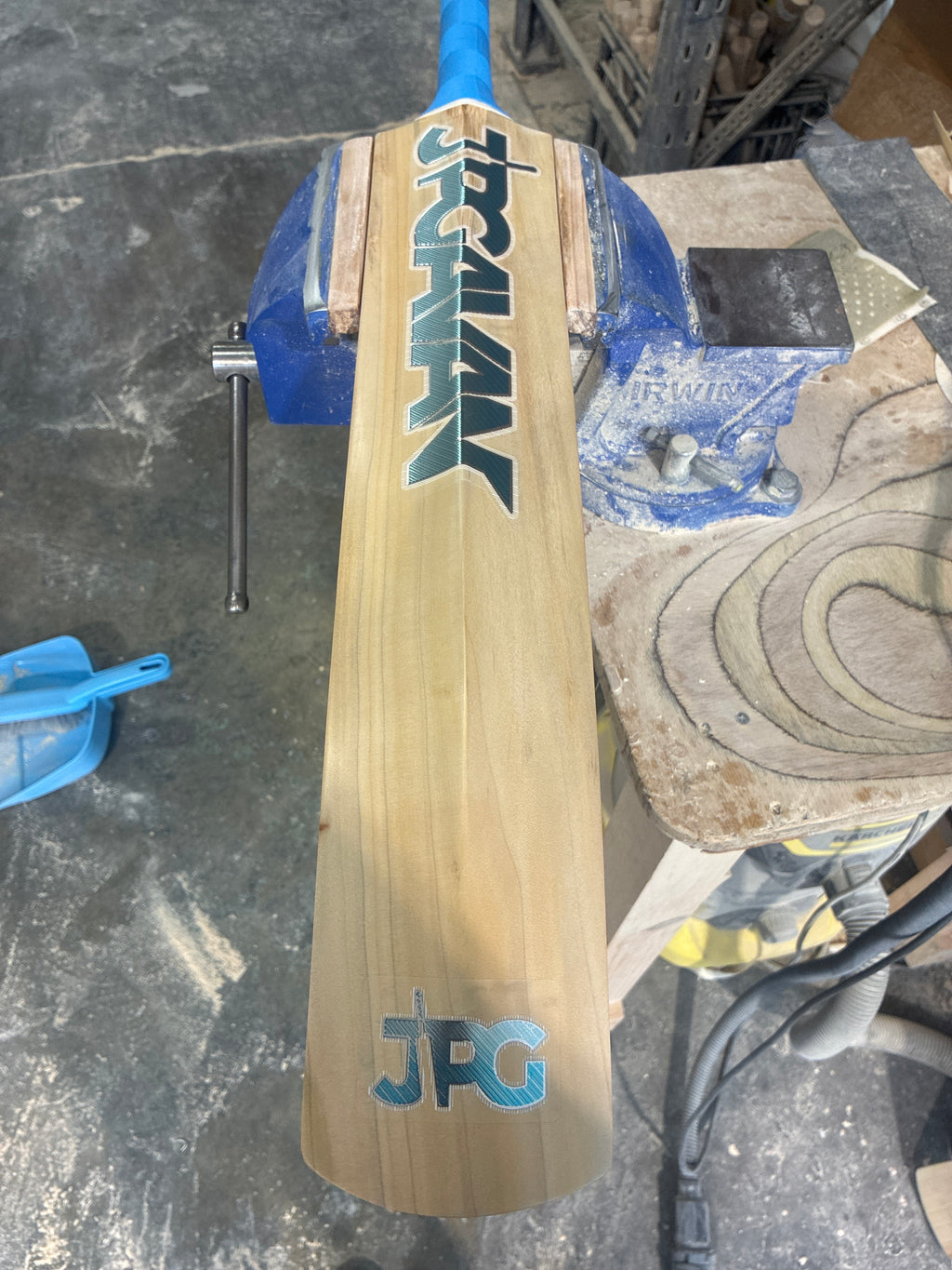 JPGavan Blue Cricket Bat - 281