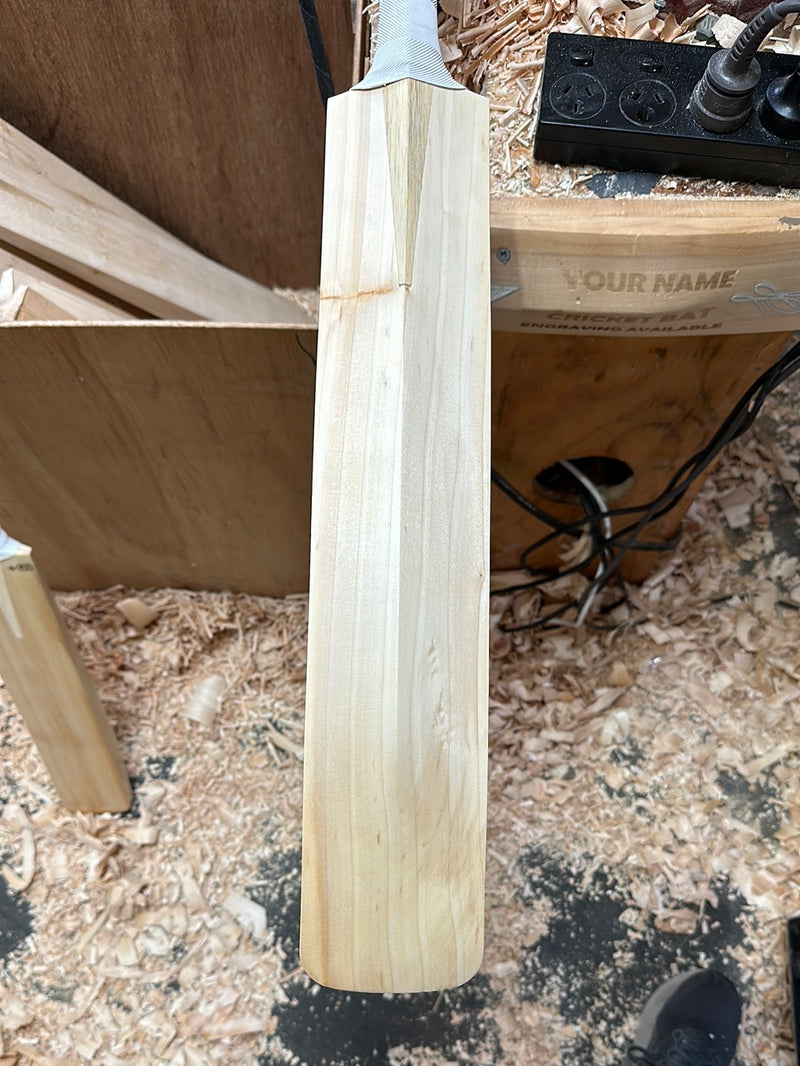 Little Ripper+ G3 Cricket Bat - 211