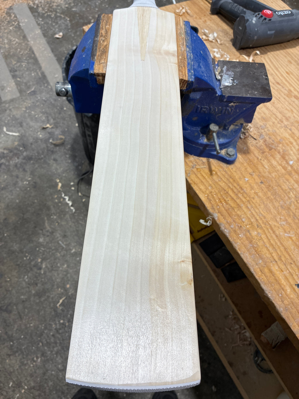 JPGavan Little Ripper+ G1 Cricket Bat - 58