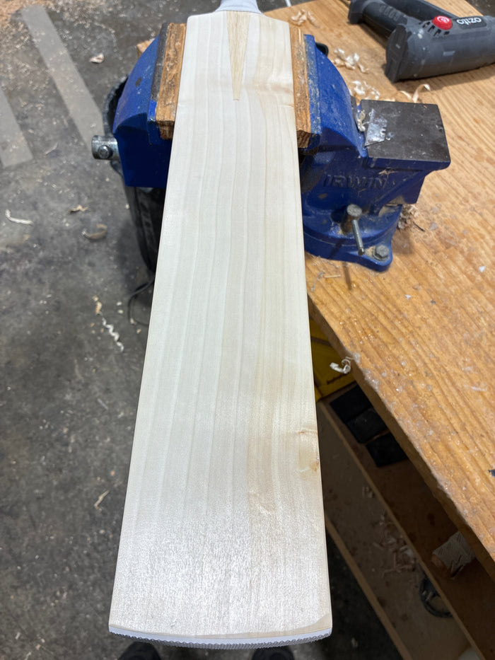 JPGavan Little Ripper+ G1 Cricket Bat - 58