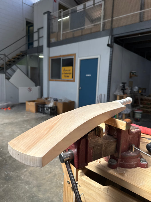 JPGavan Secret Willow Cricket Bat - 974