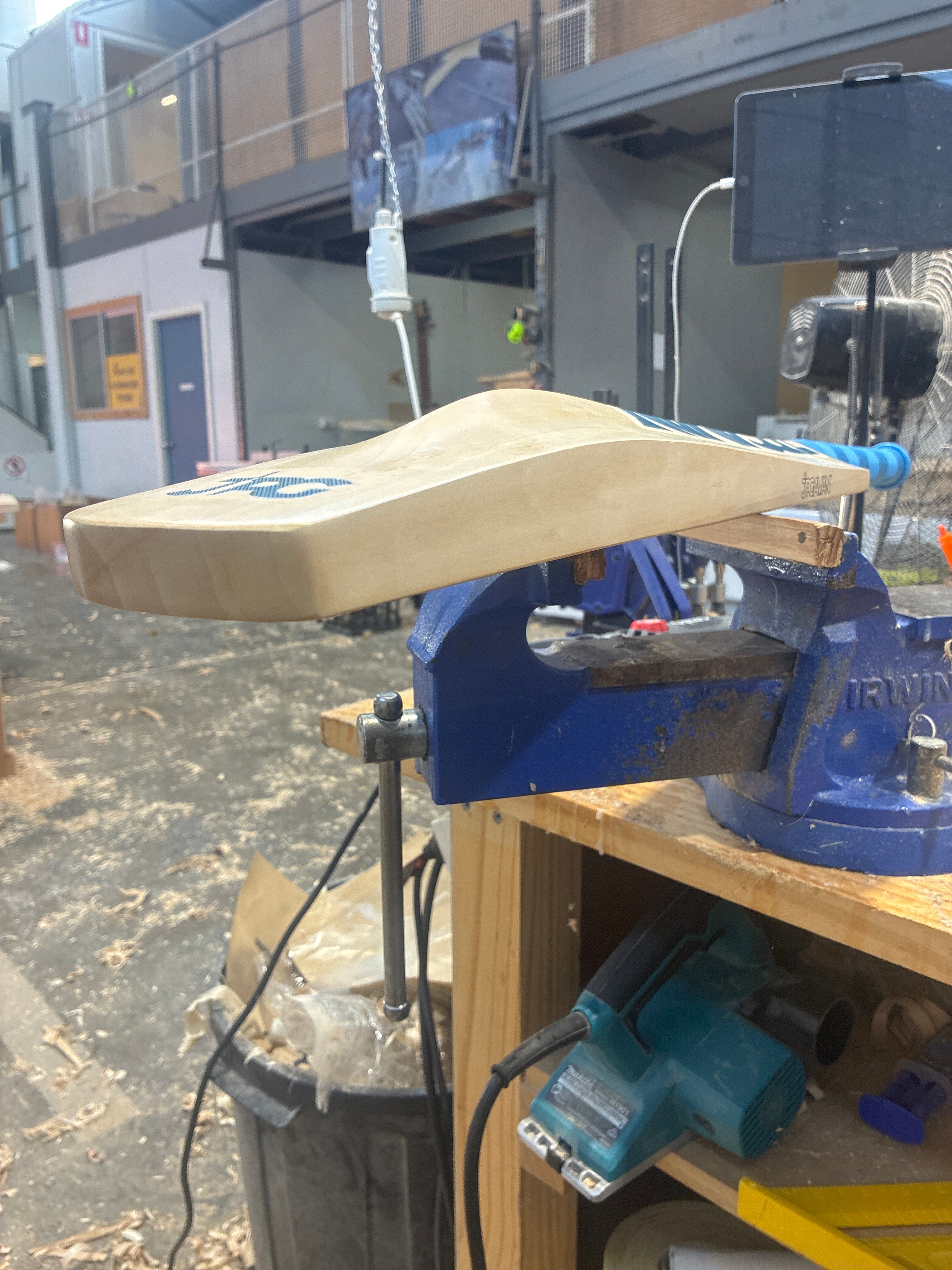 JPGavan Blue Cricket Bat - 253