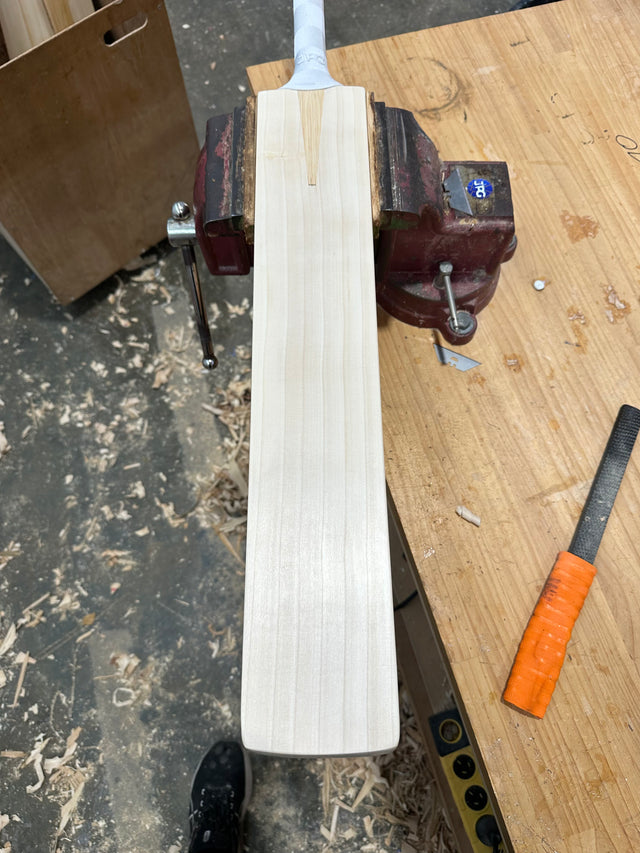JPGavan Limited Edition Cricket Bat - 475