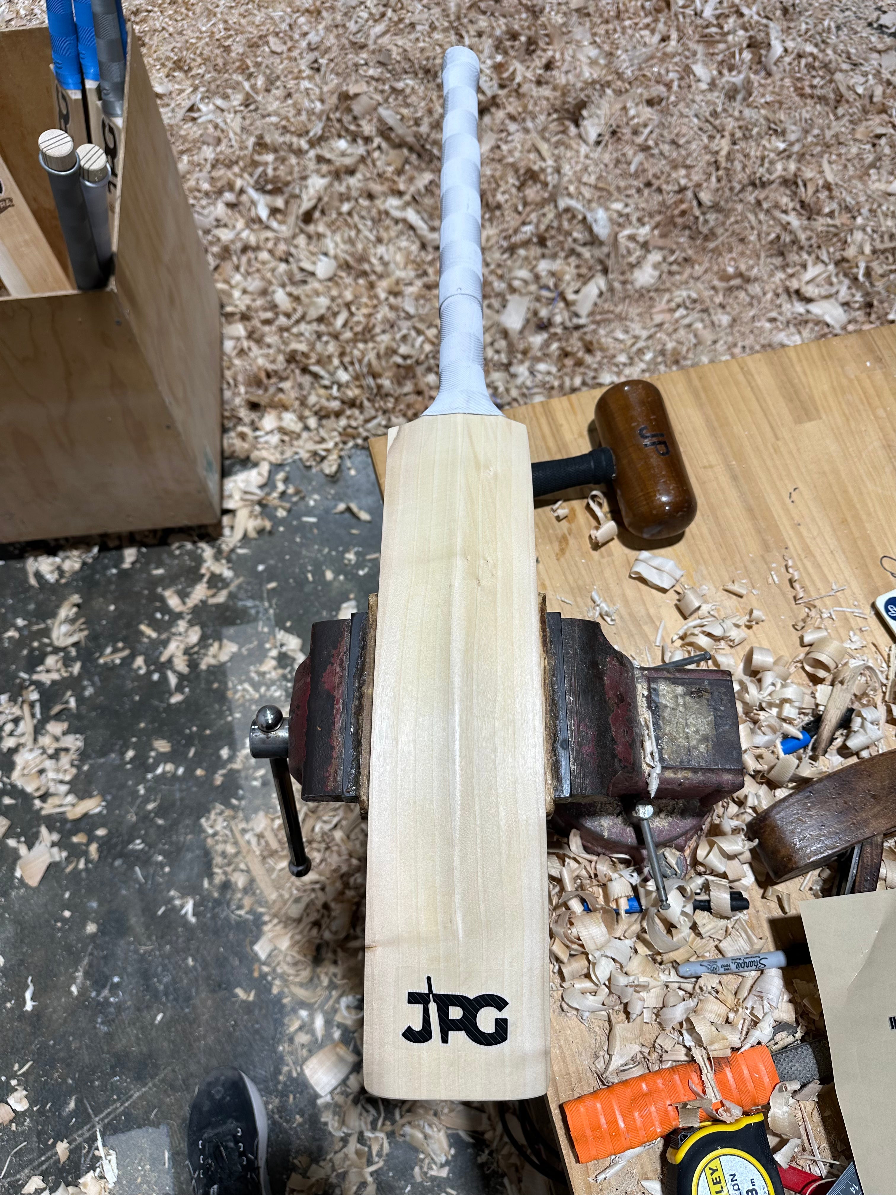 JPGavan Contra Cricket Bat - 242