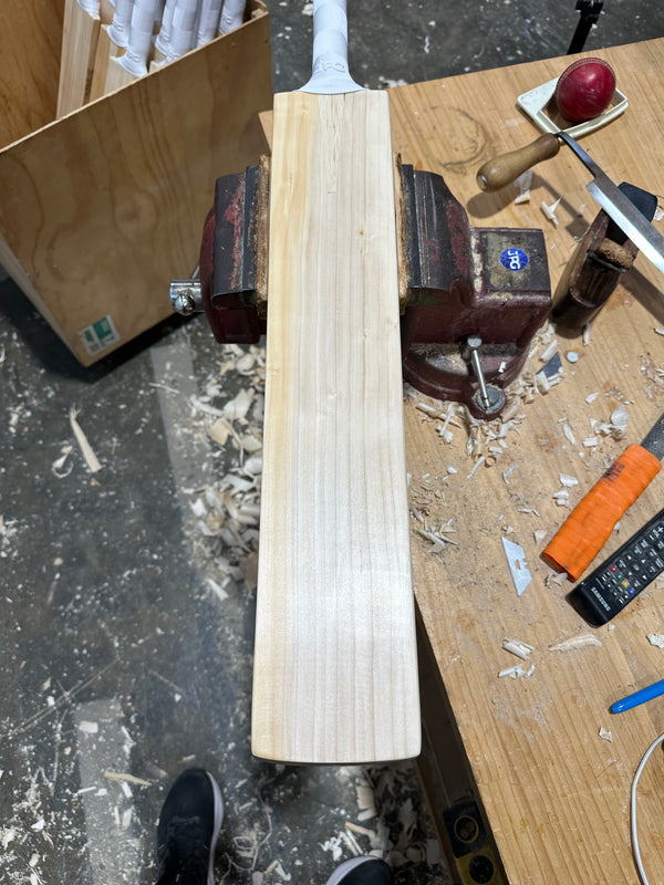 JPGavan Limited Edition cricket bat 518 – Grade 1 English willow