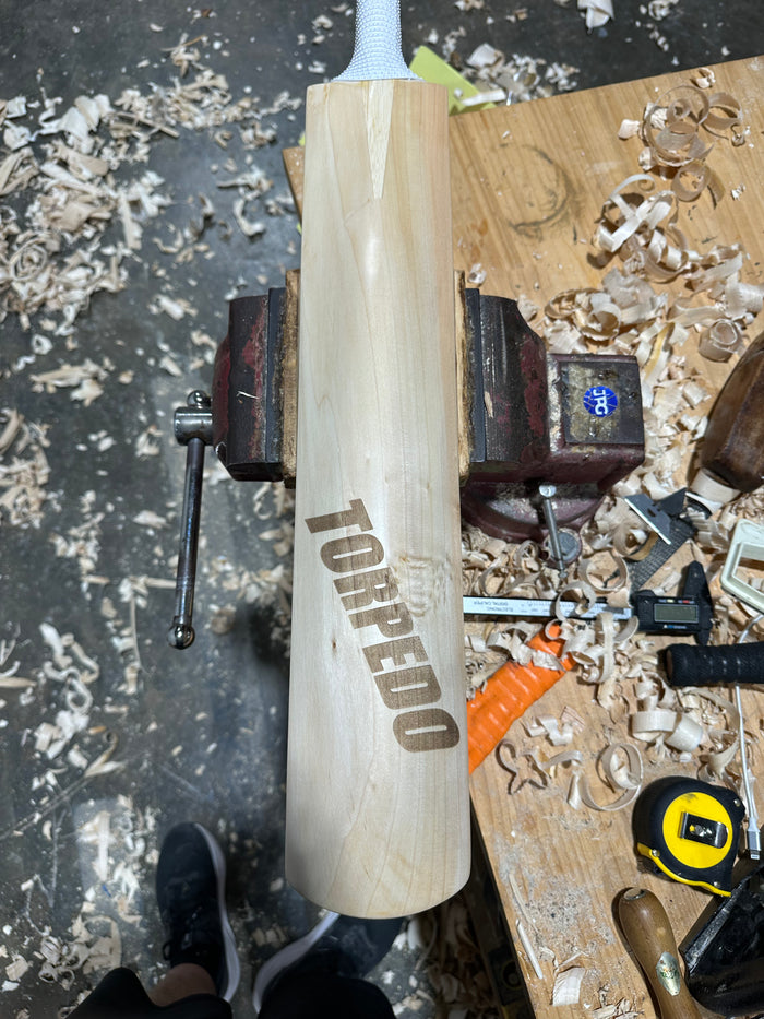 JPGavan Limited Edition Cricket Bat - 538 Torpedo 2.0