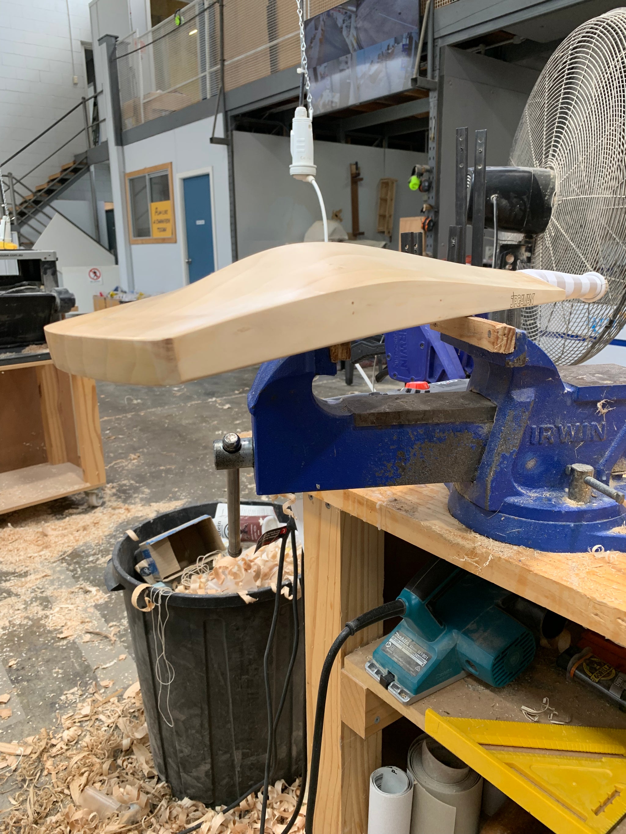 JPGavan Performance Cricket Bat - 127