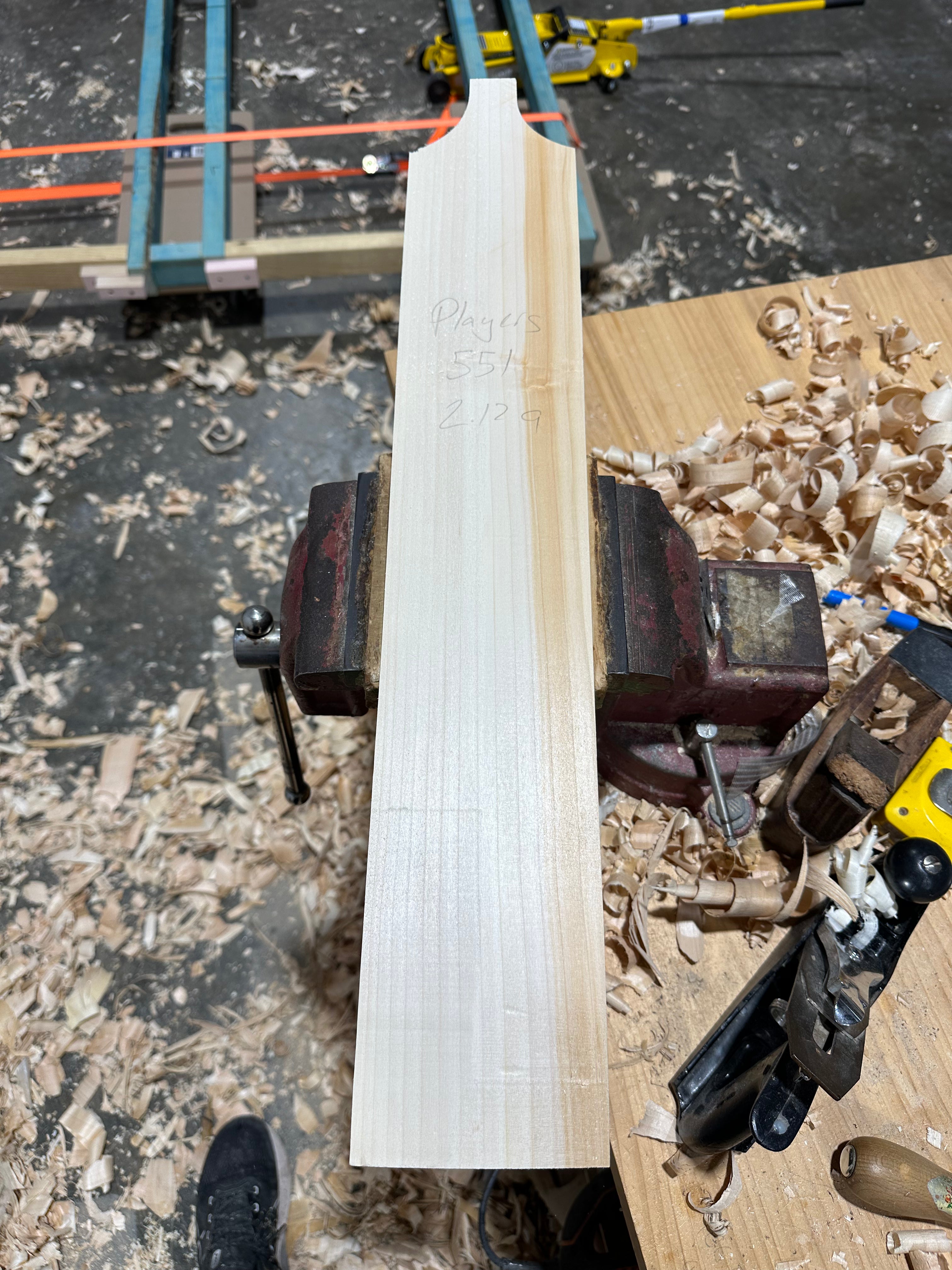 JPGavan Featherblade - 551