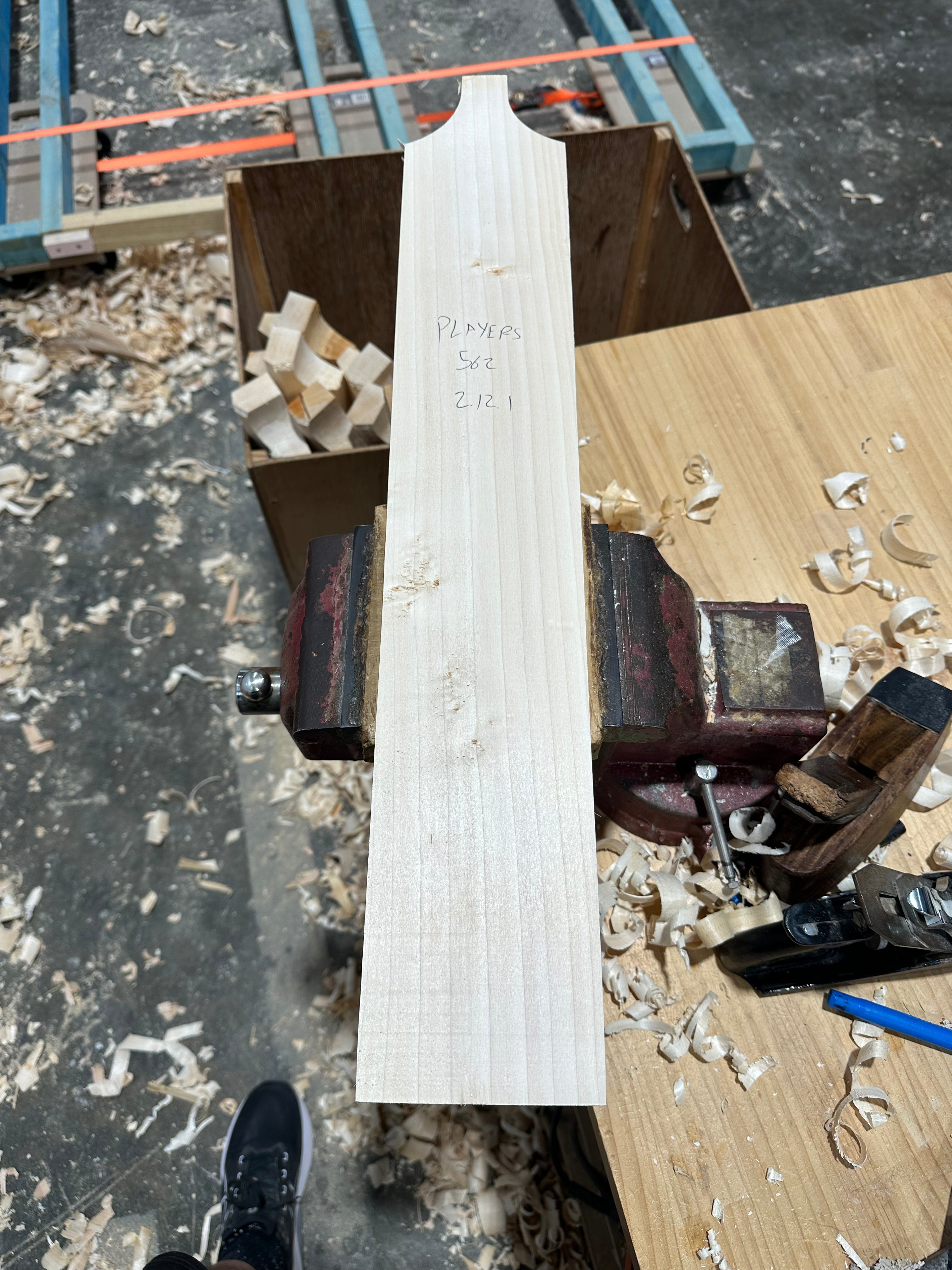 JPGavan Featherblade - 562