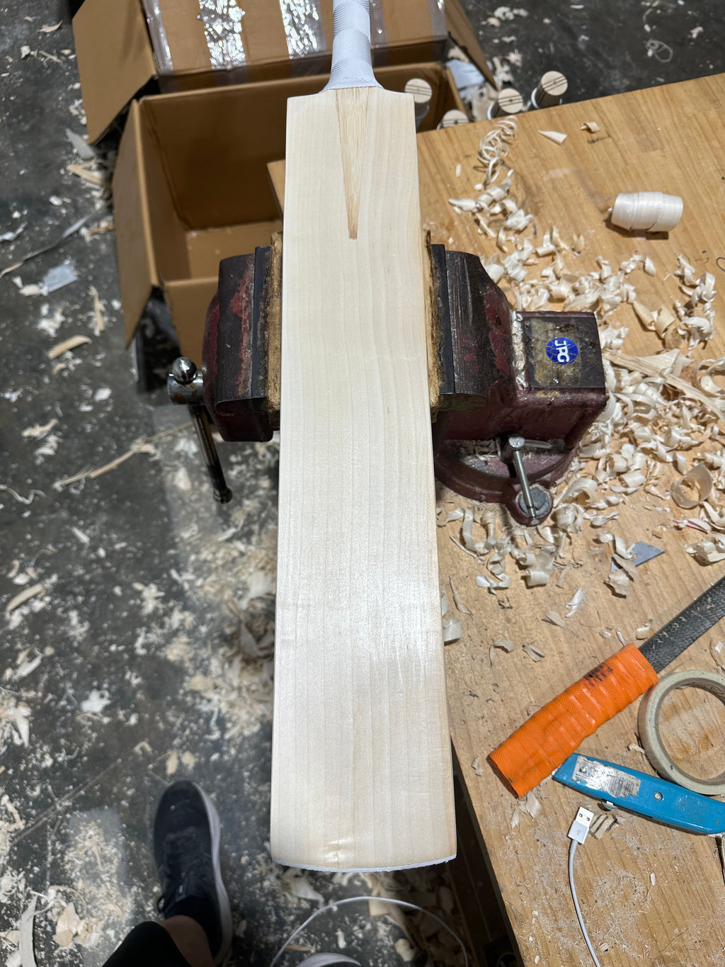 JPGavan Little Ripper+ G1 Cricket Bat - A60