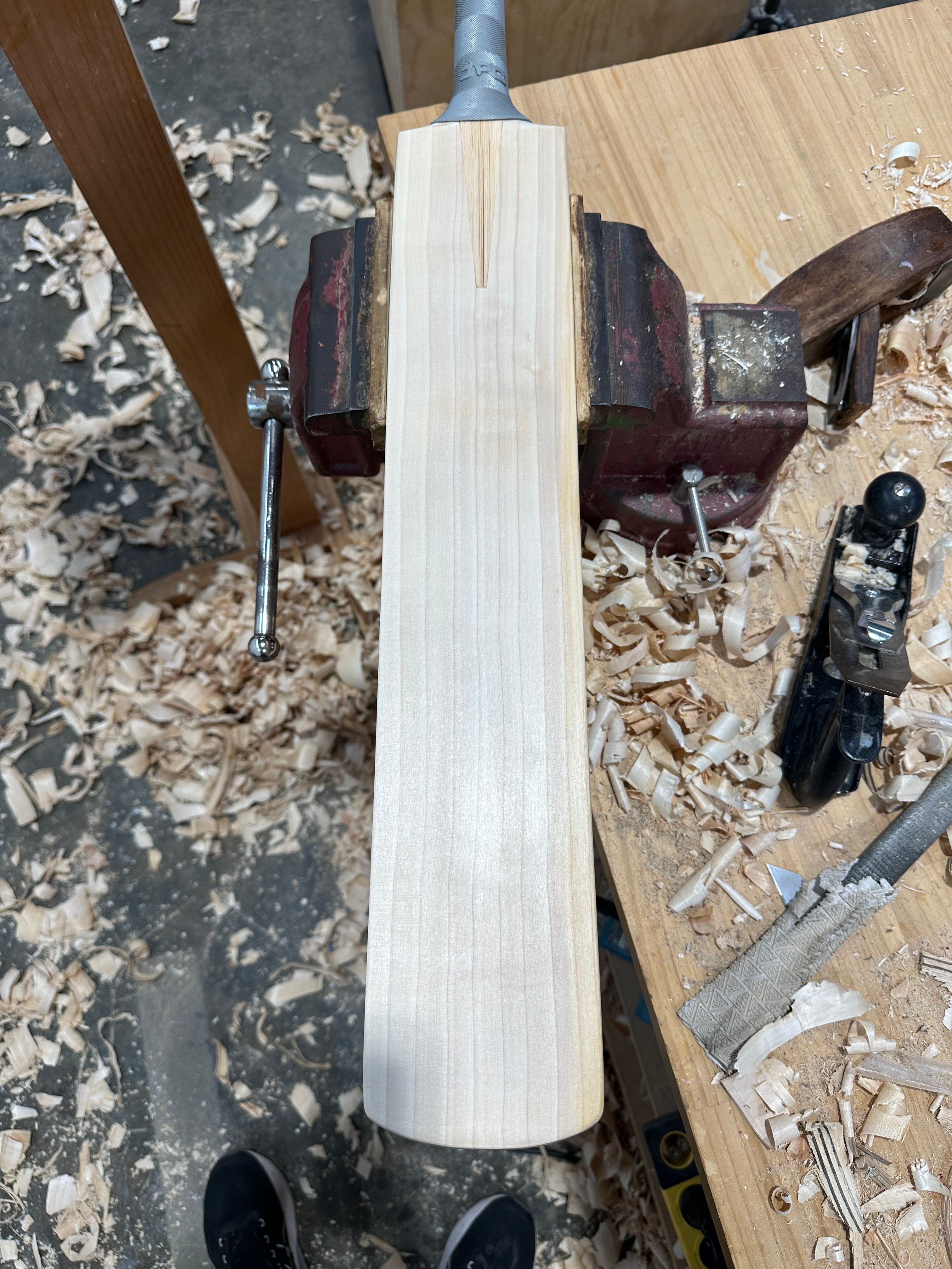 JPGavan Limited Edition Cricket Bat - 083