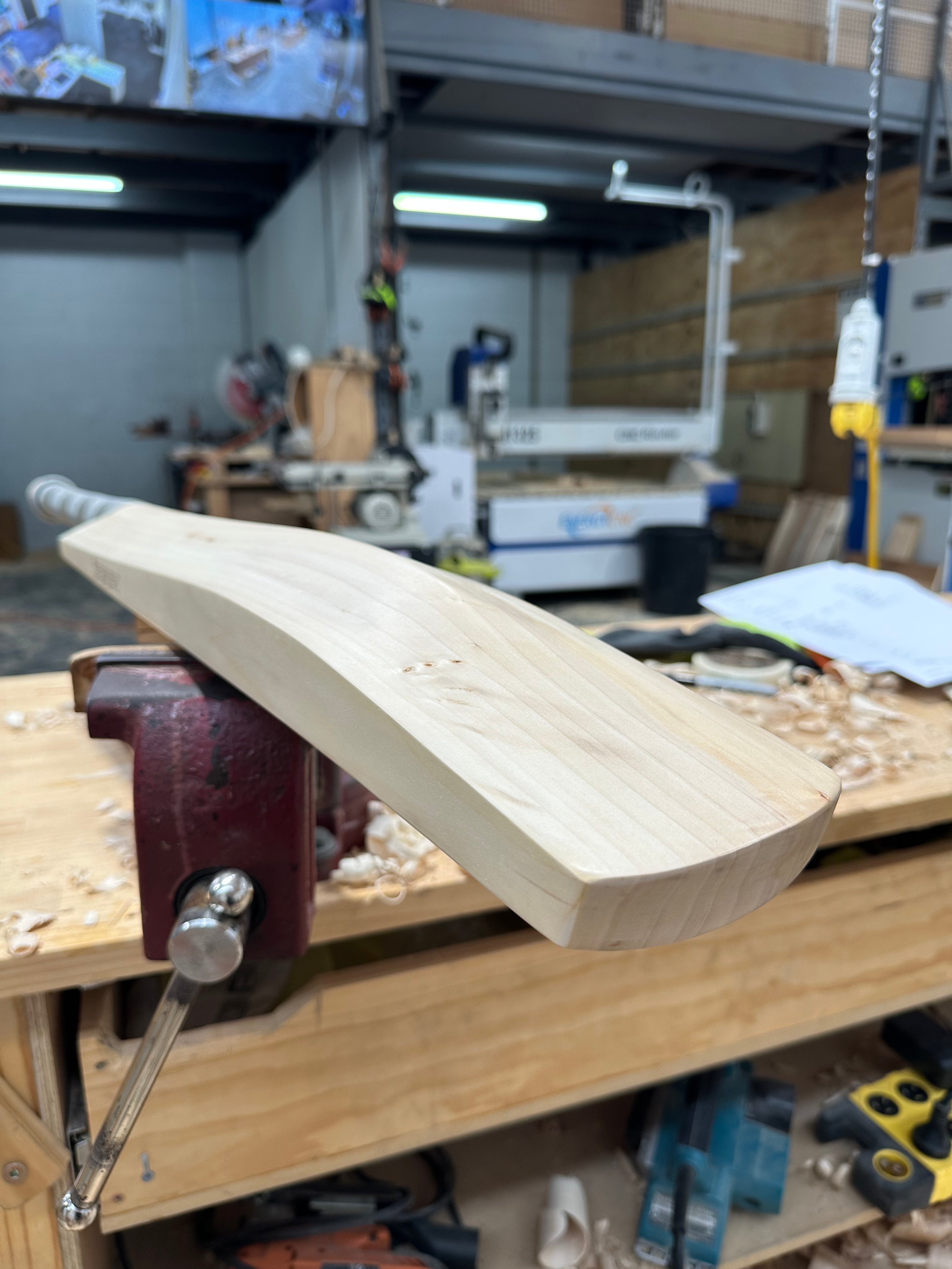 JPGavan Featherblade Cricket Bat - 084