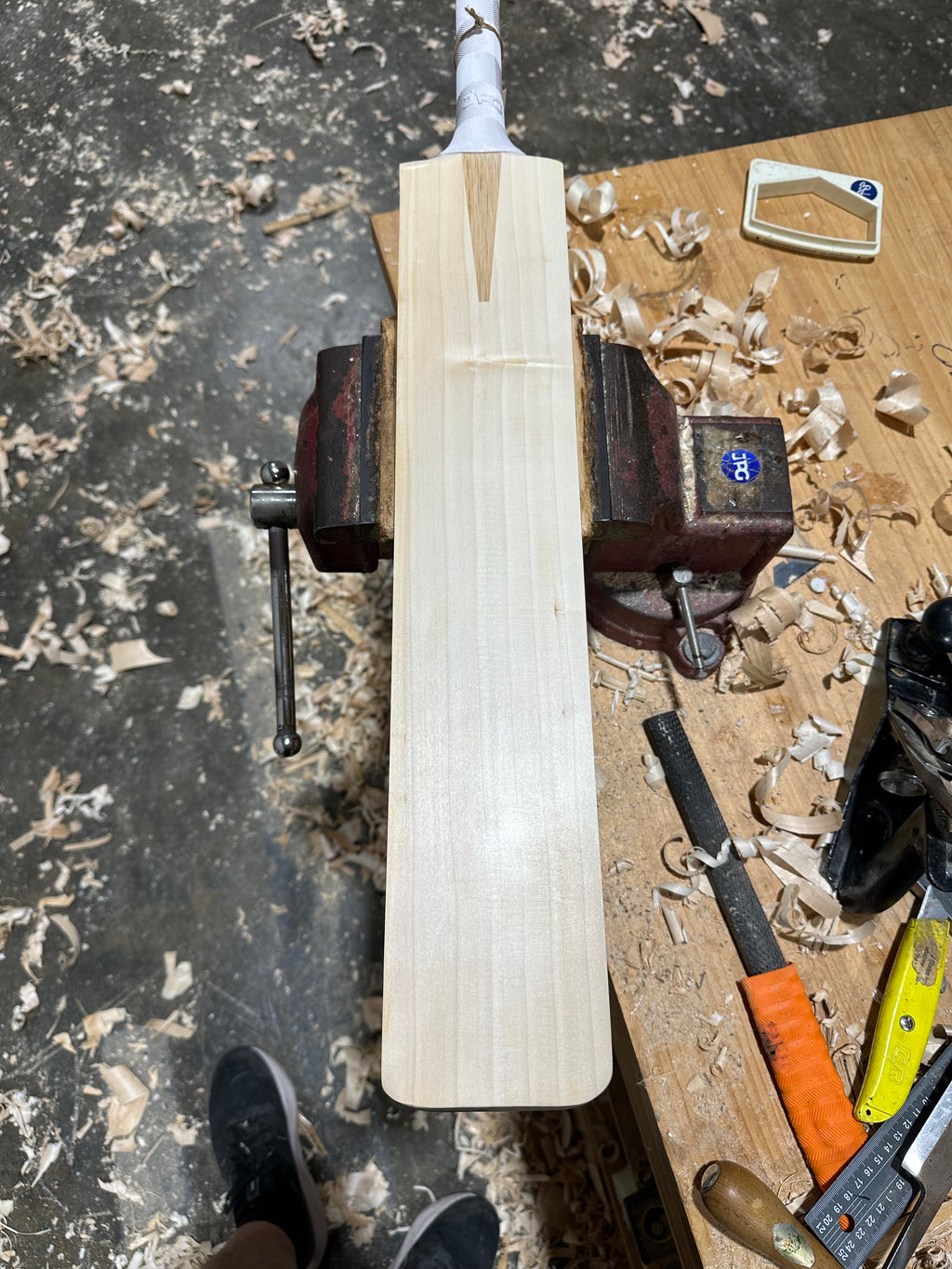 JPGavan Featherblade Cricket Bat - 401