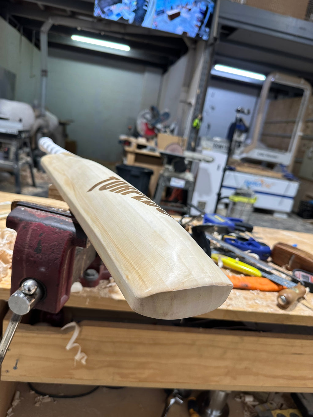 JPGavan Limited Edition Cricket Bat - 545 TORPEDO