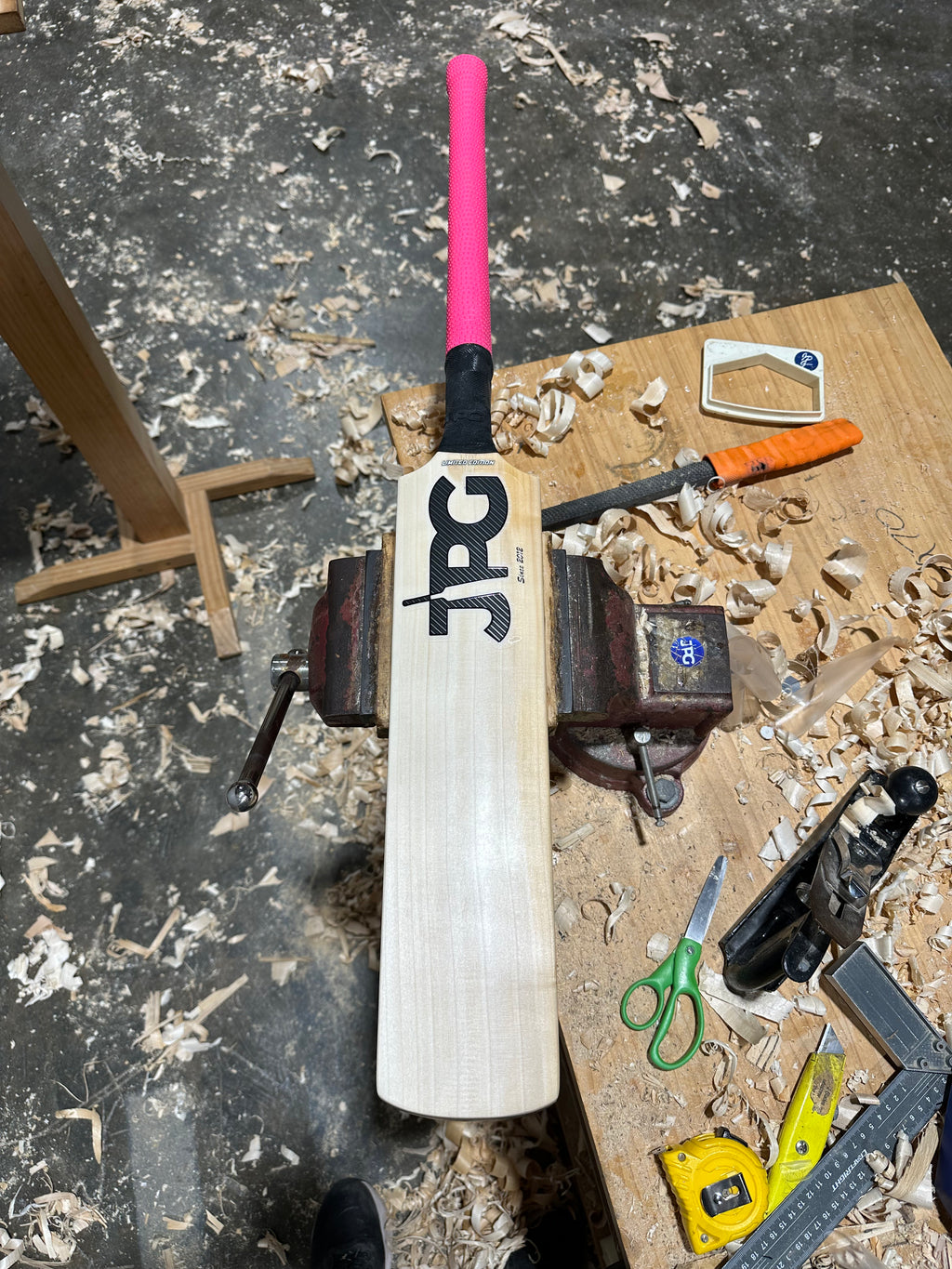 JPGavan Limited Edition Cricket Bat - 550